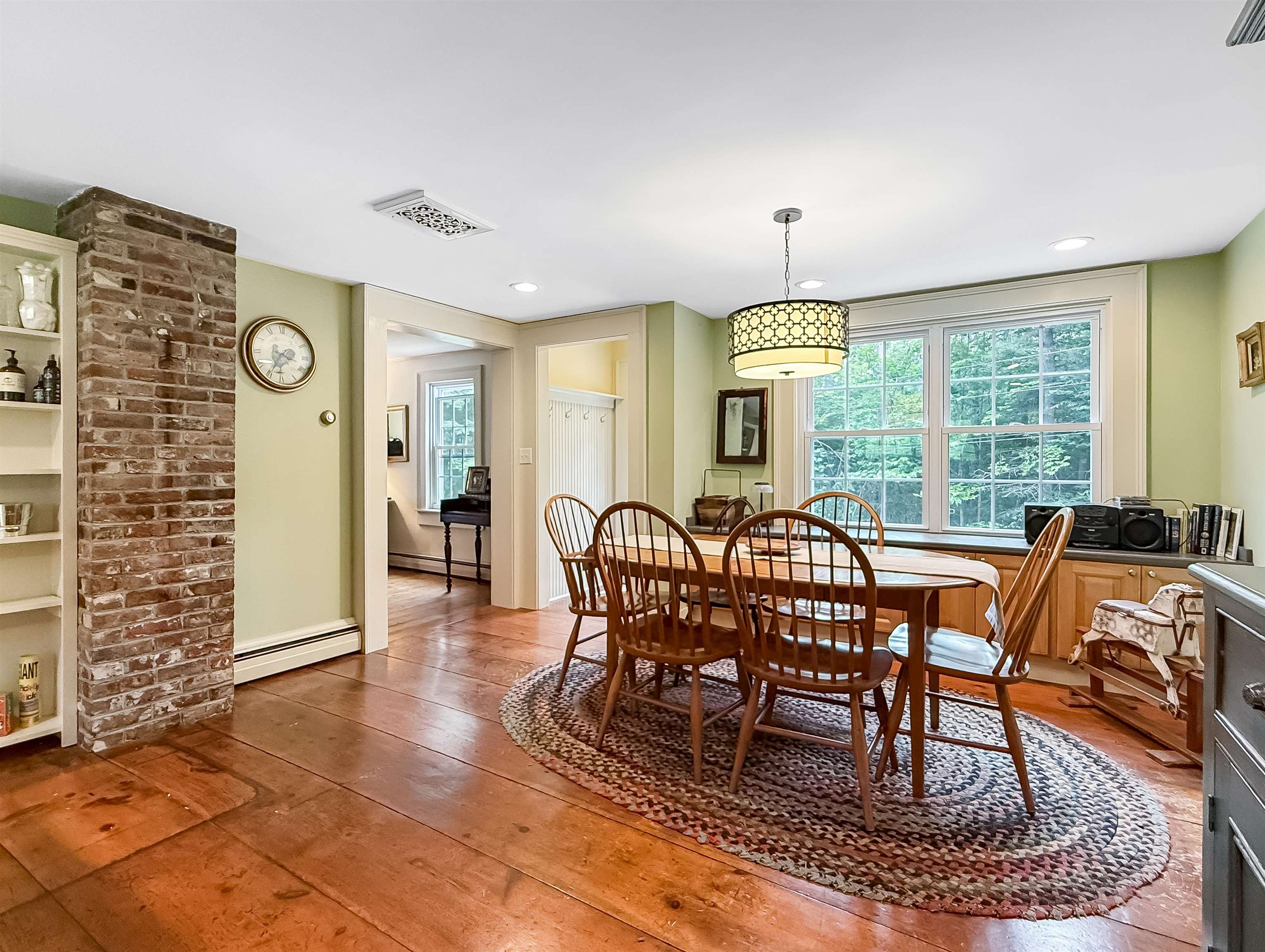 596 Four Chimneys Road Property Photo 9