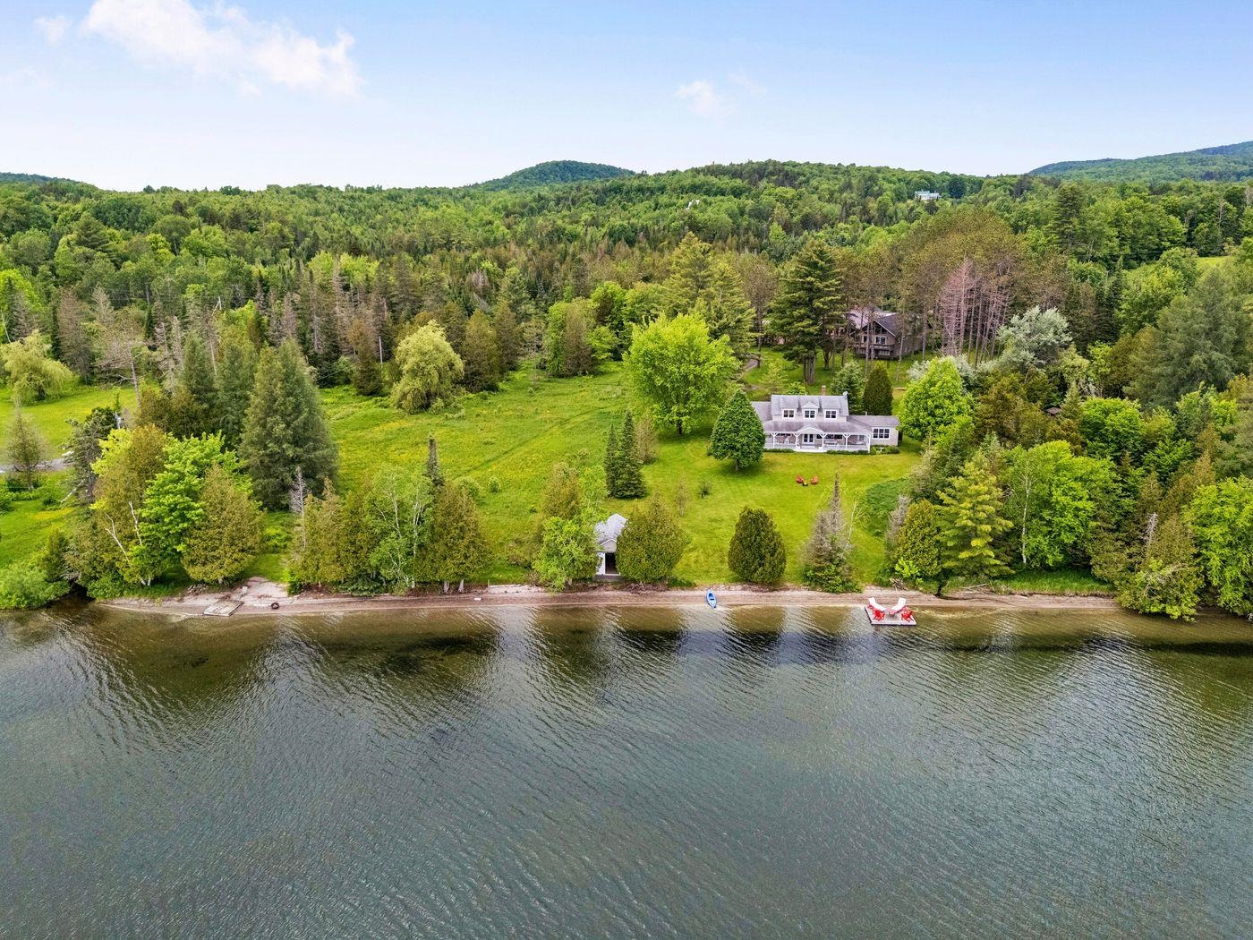 824 North Shore Road Property Photo 1