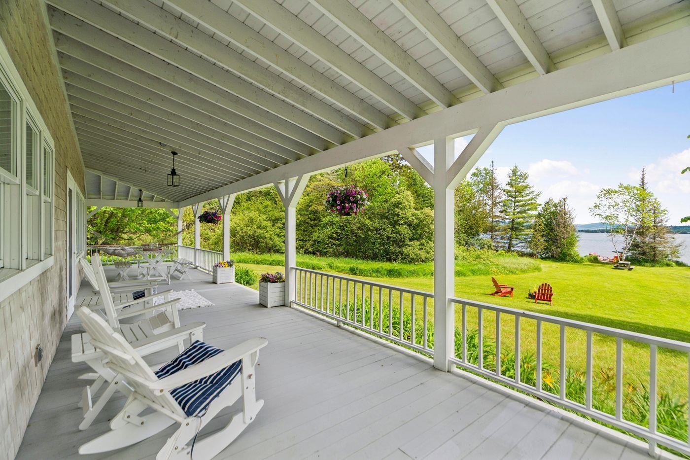 824 North Shore Road Property Photo 4