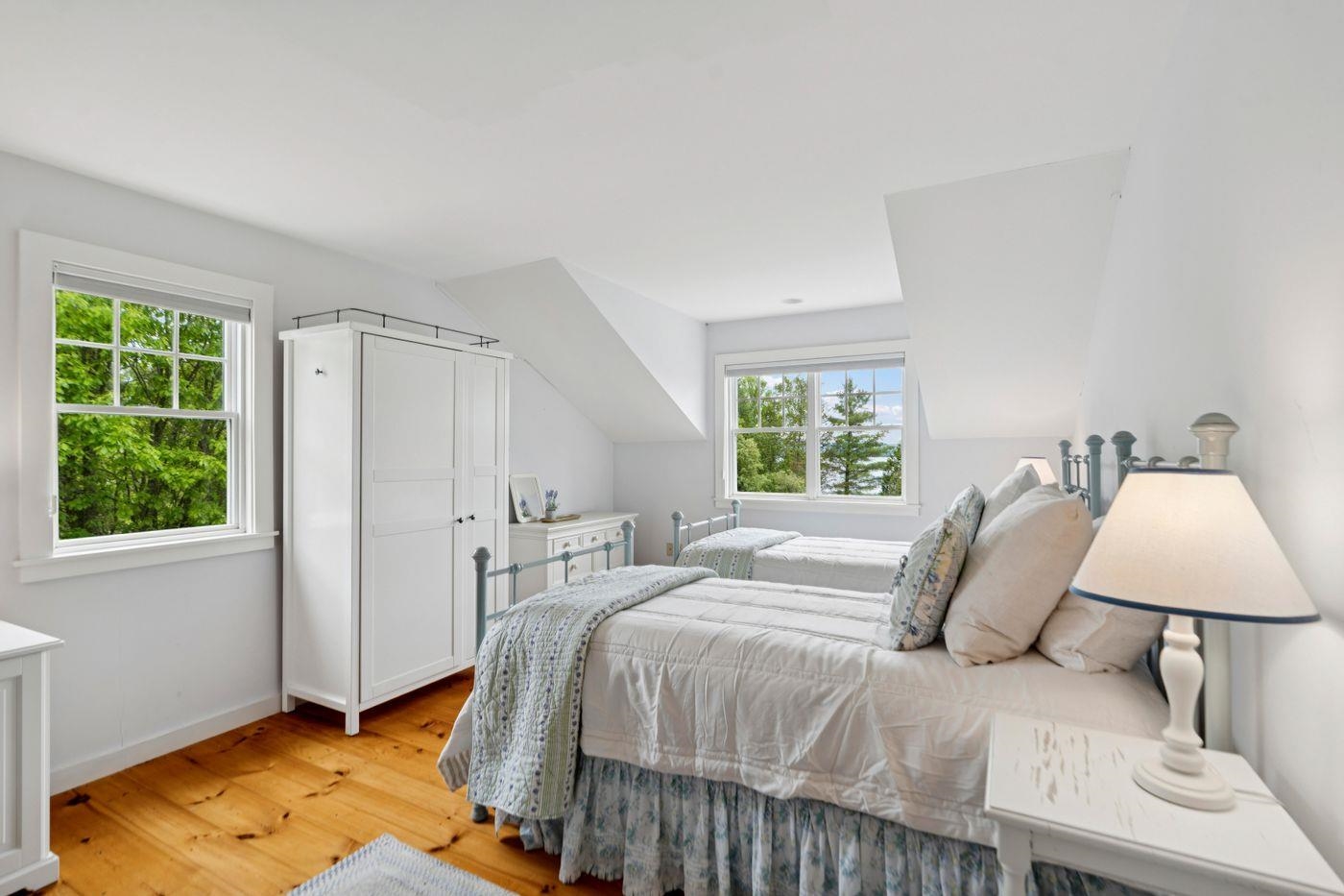 824 North Shore Road Property Photo 19