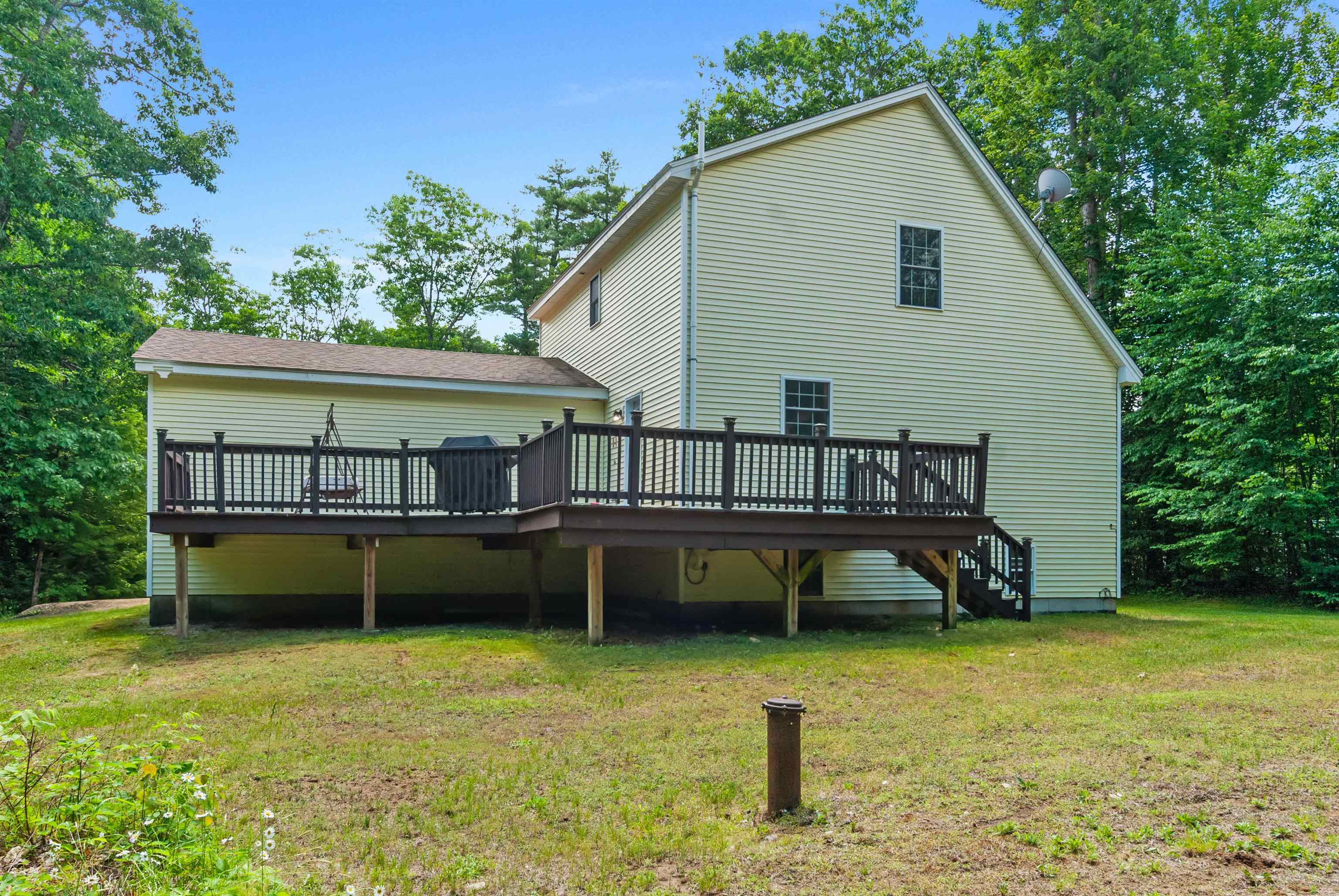 633 Beauty Hill Road Property Photo 3