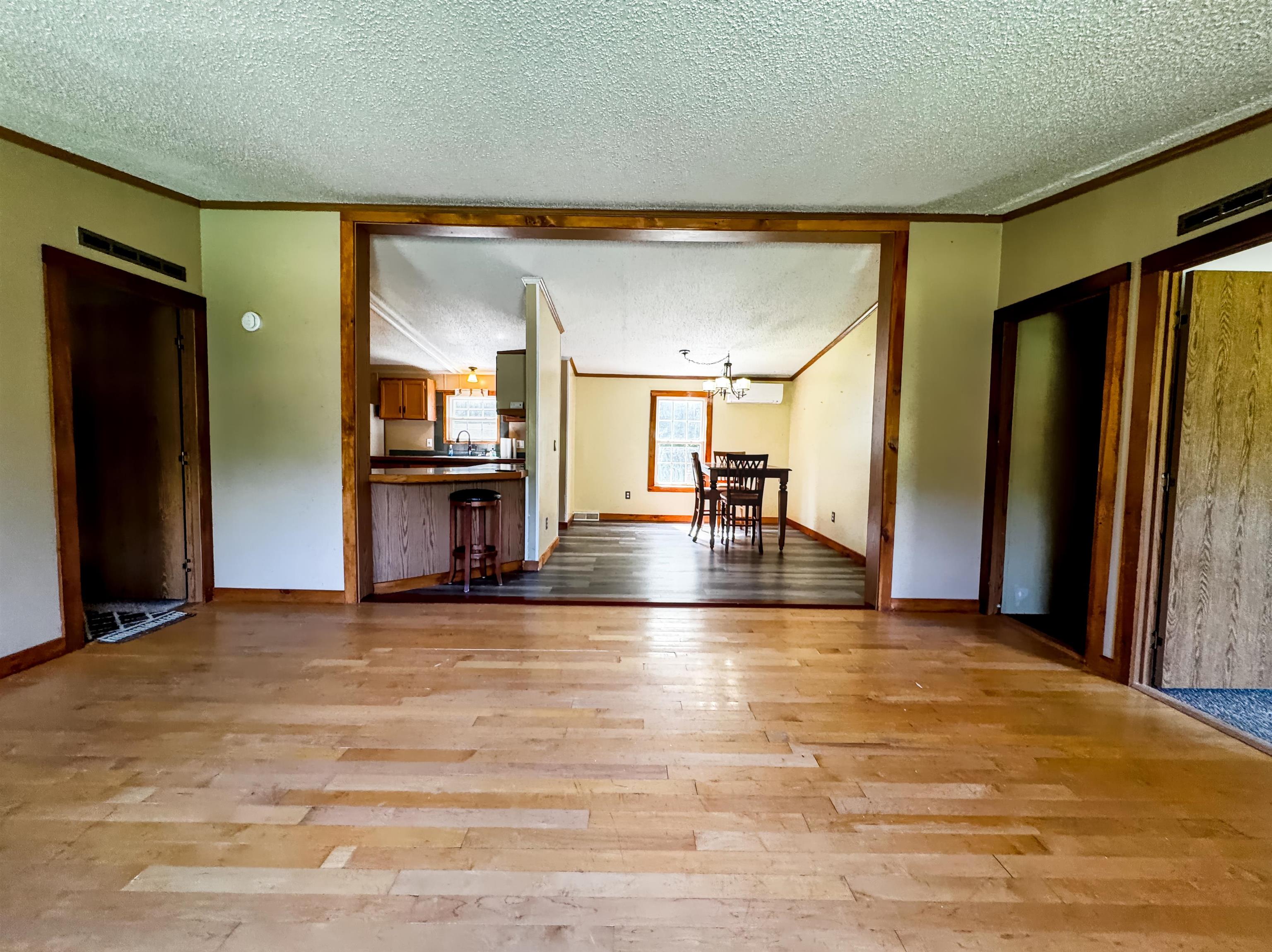 219 Shamrock Hill Property Photo 14