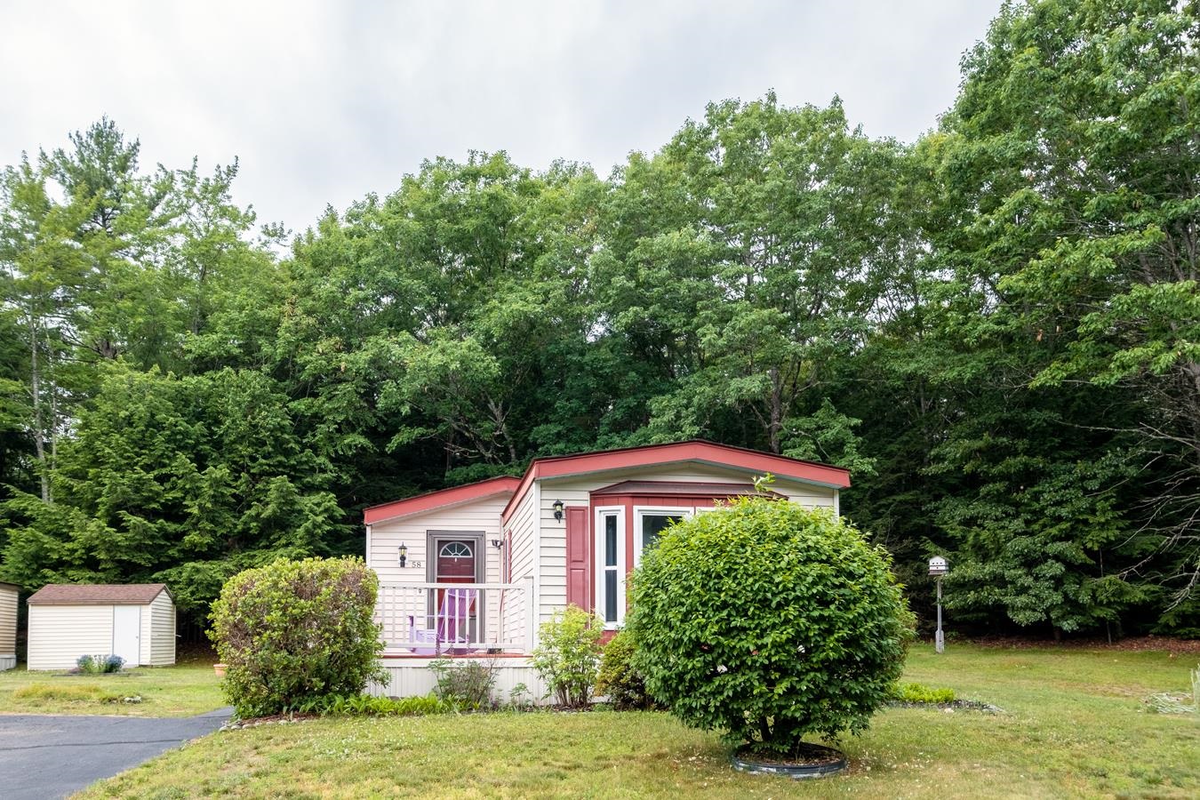 58 Monadnock Drive Property Photo 4