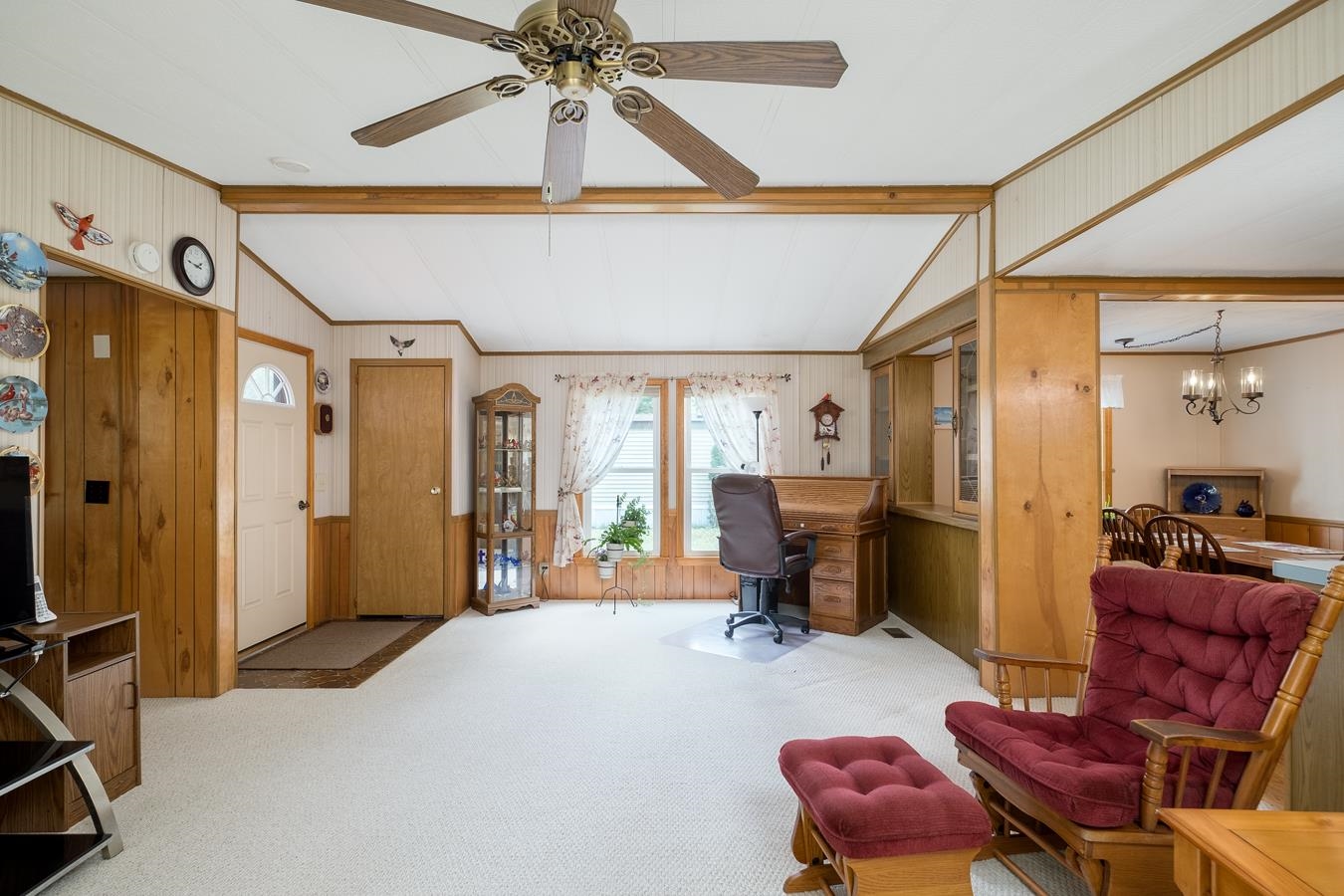 58 Monadnock Drive Property Photo 11