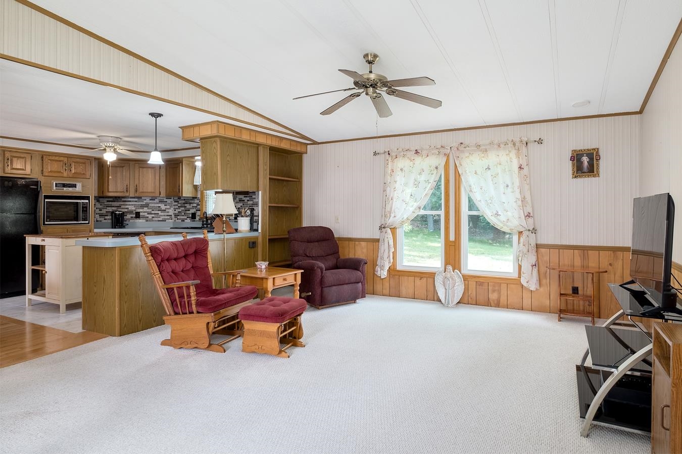 58 Monadnock Drive Property Photo 12
