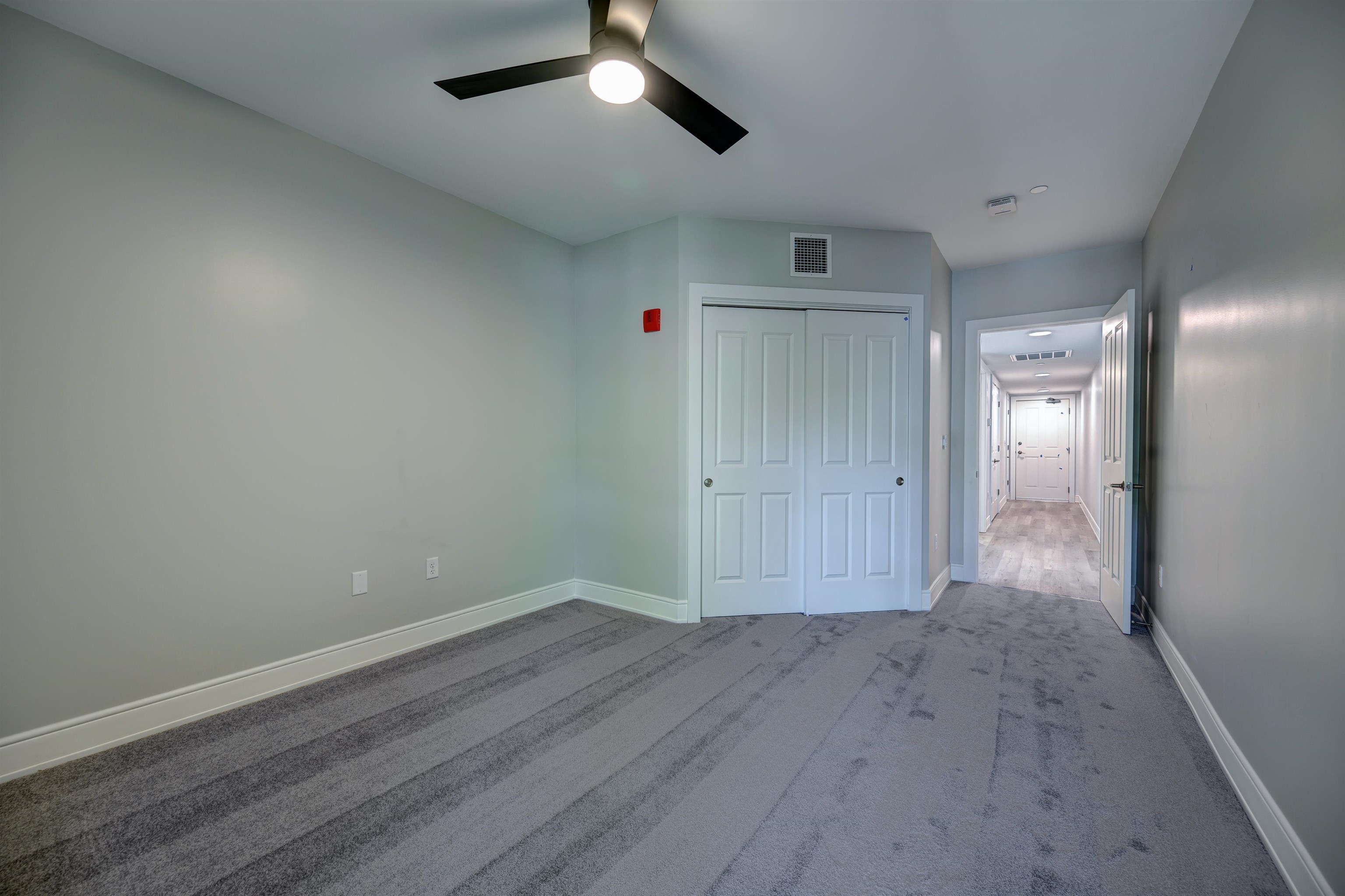 2059 Lafayette Road Property Photo 12