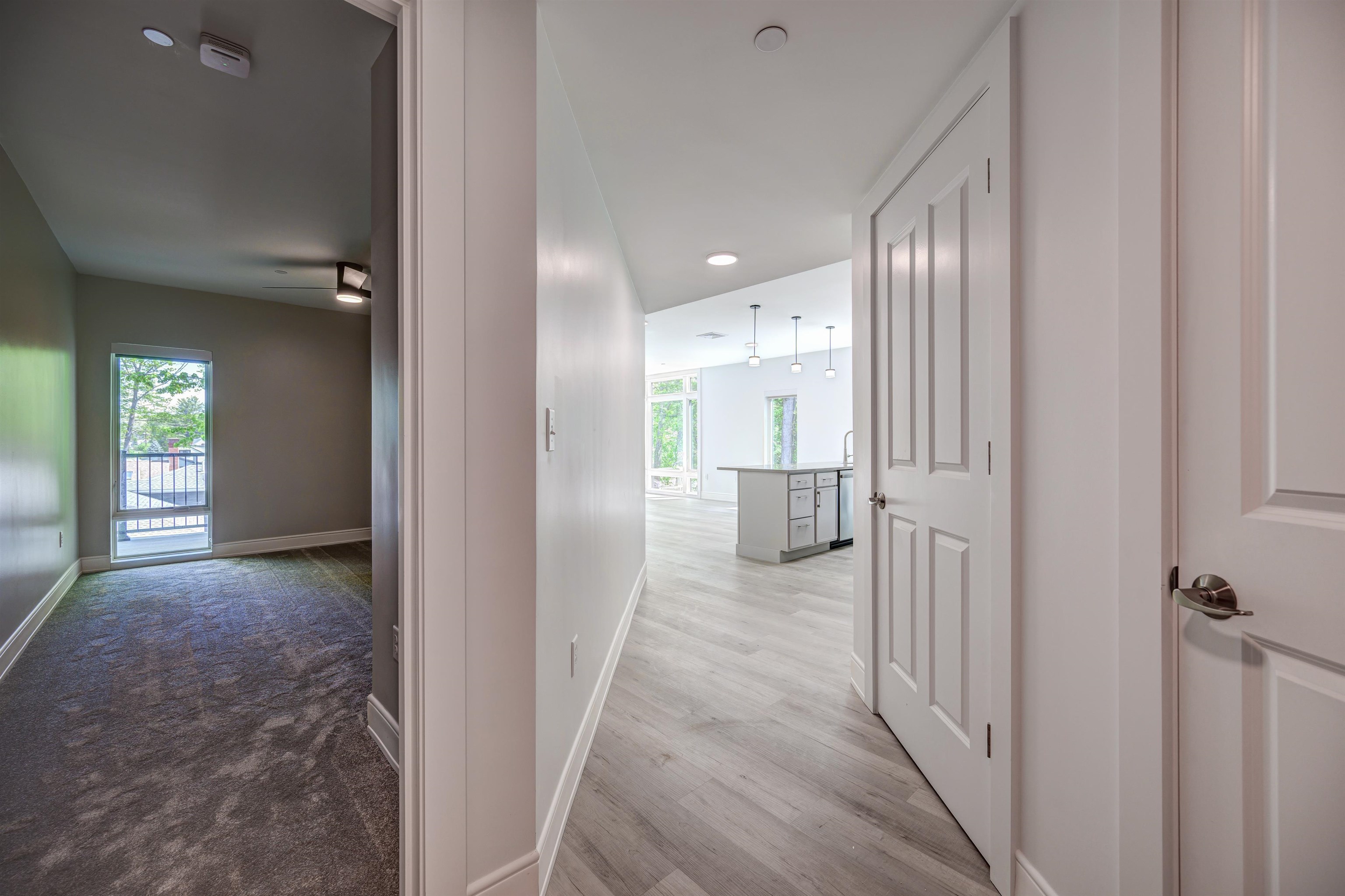 2059 Lafayette Road Property Photo 13