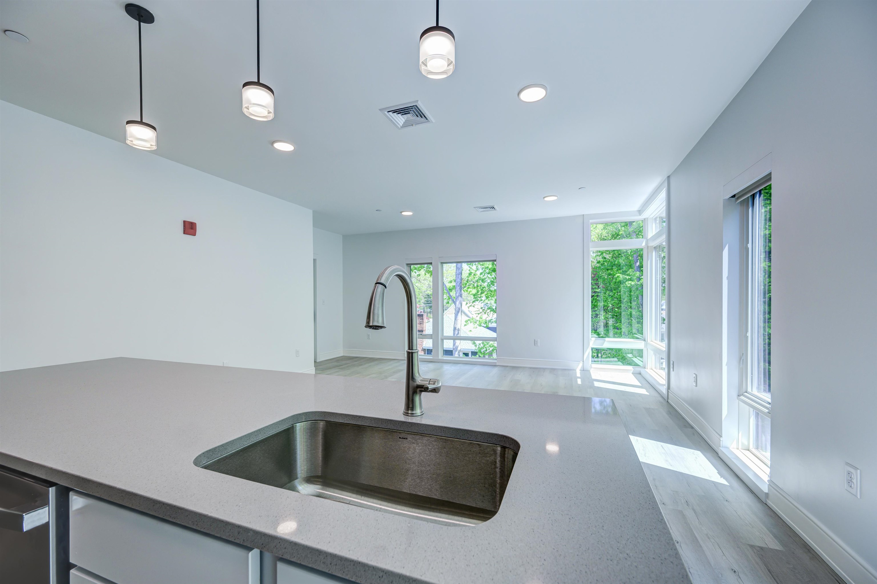 2059 Lafayette Road Property Photo 22