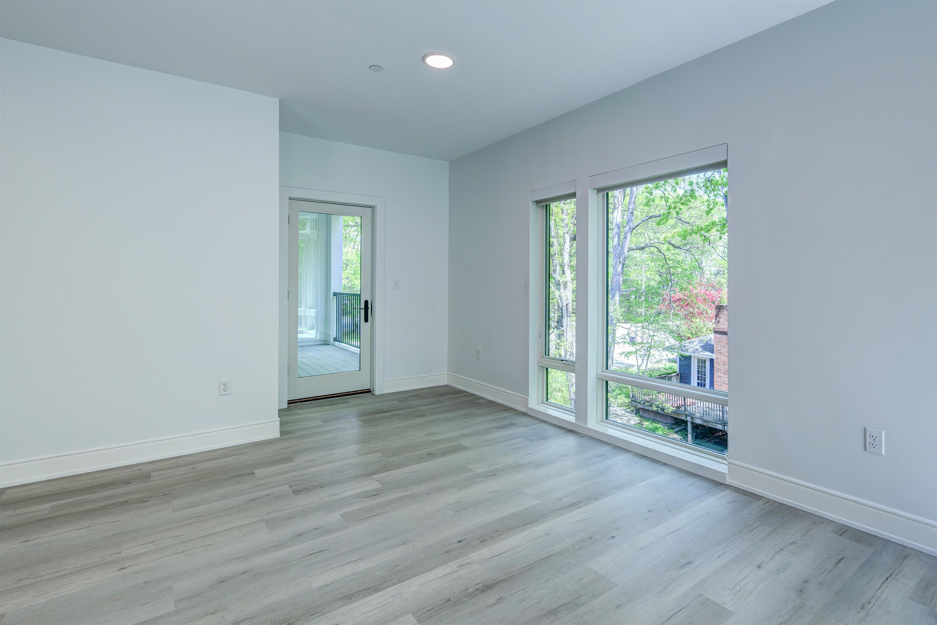 2059 Lafayette Road Property Photo 24