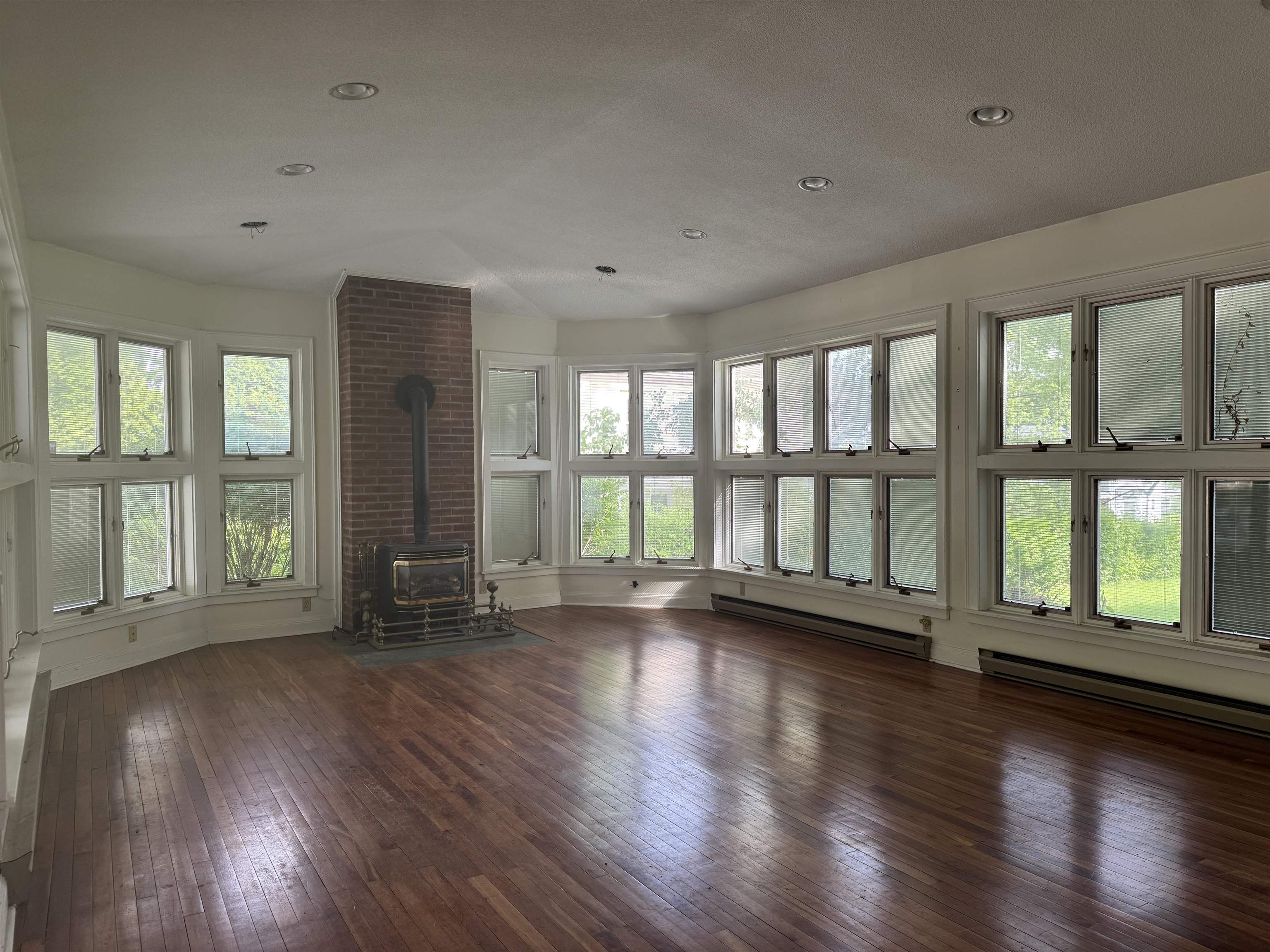 31 Pearl Street Property Photo 6