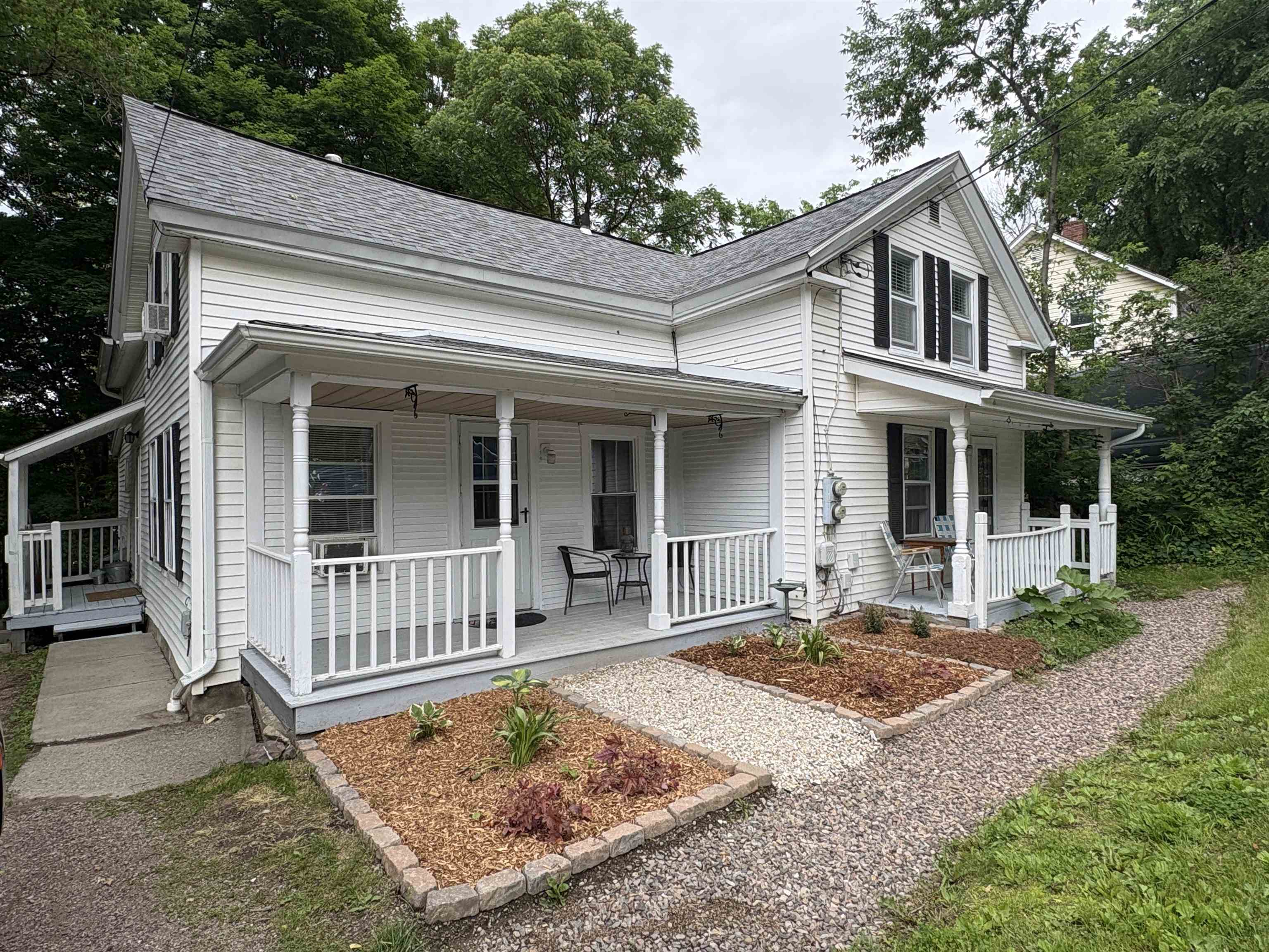 137 Jericho Road Property Photo 1