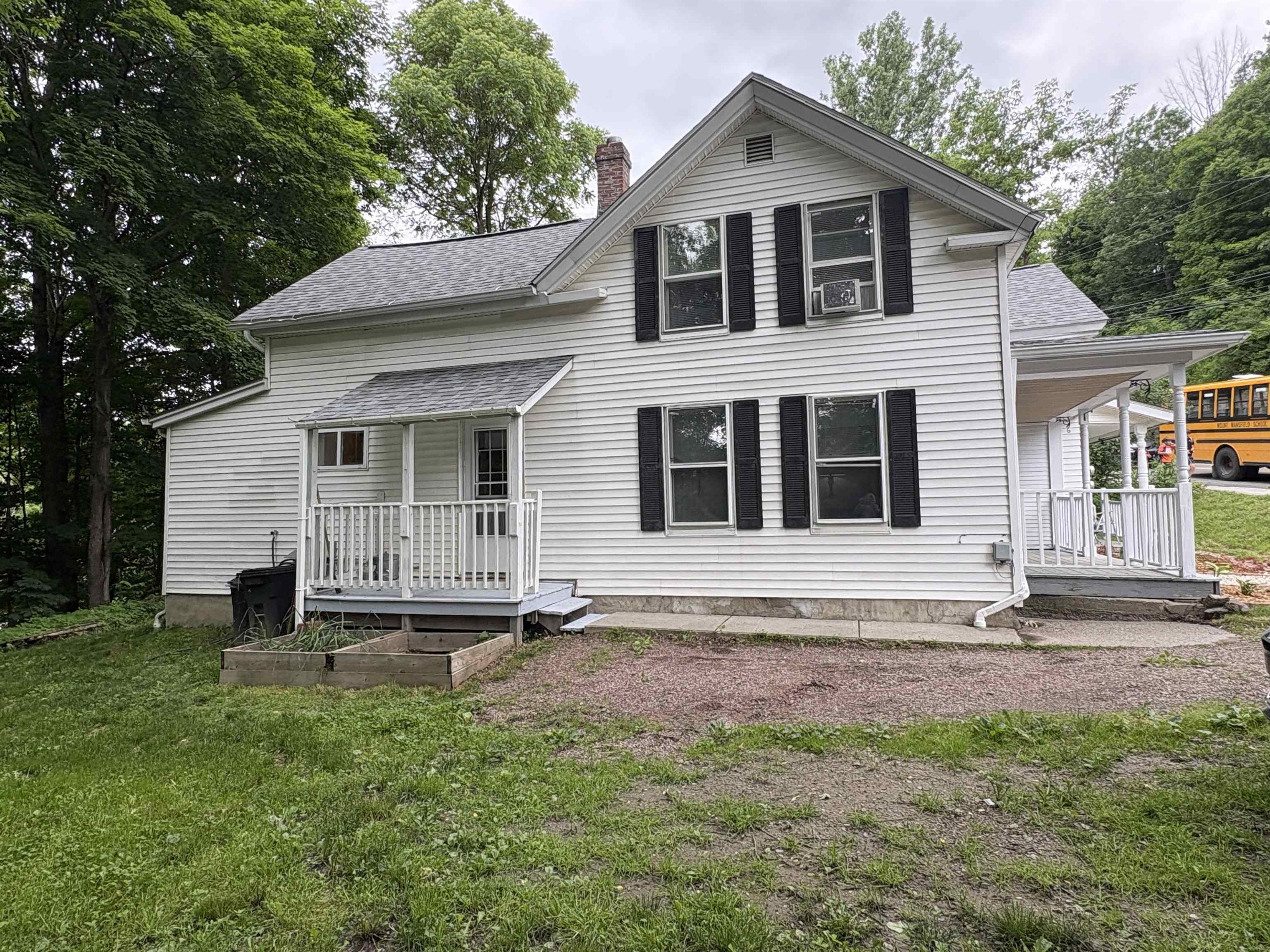 137 Jericho Road Property Photo 3