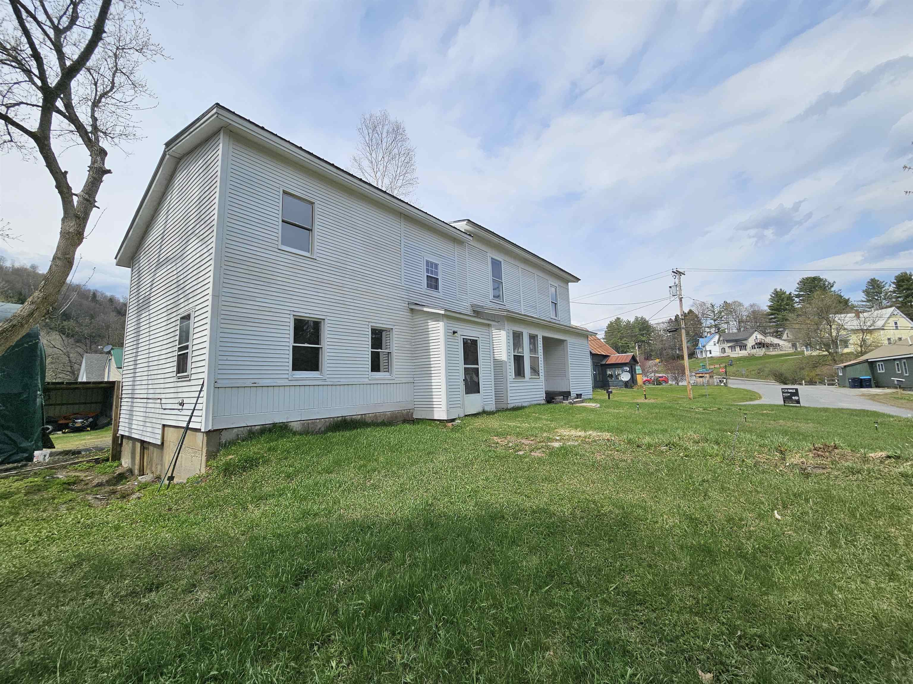 49 Winter Street Property Photo 2
