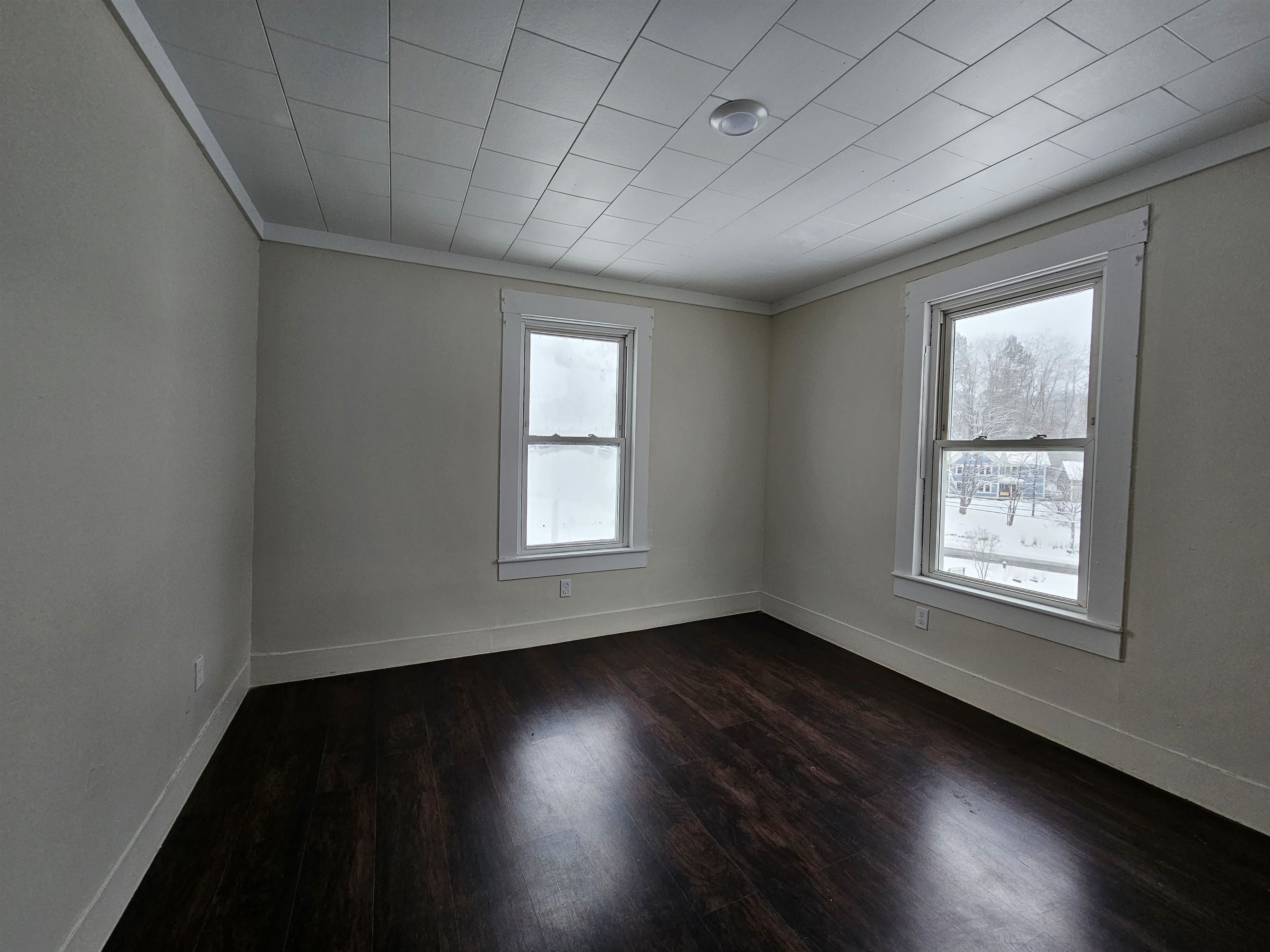 49 Winter Street Property Photo 15