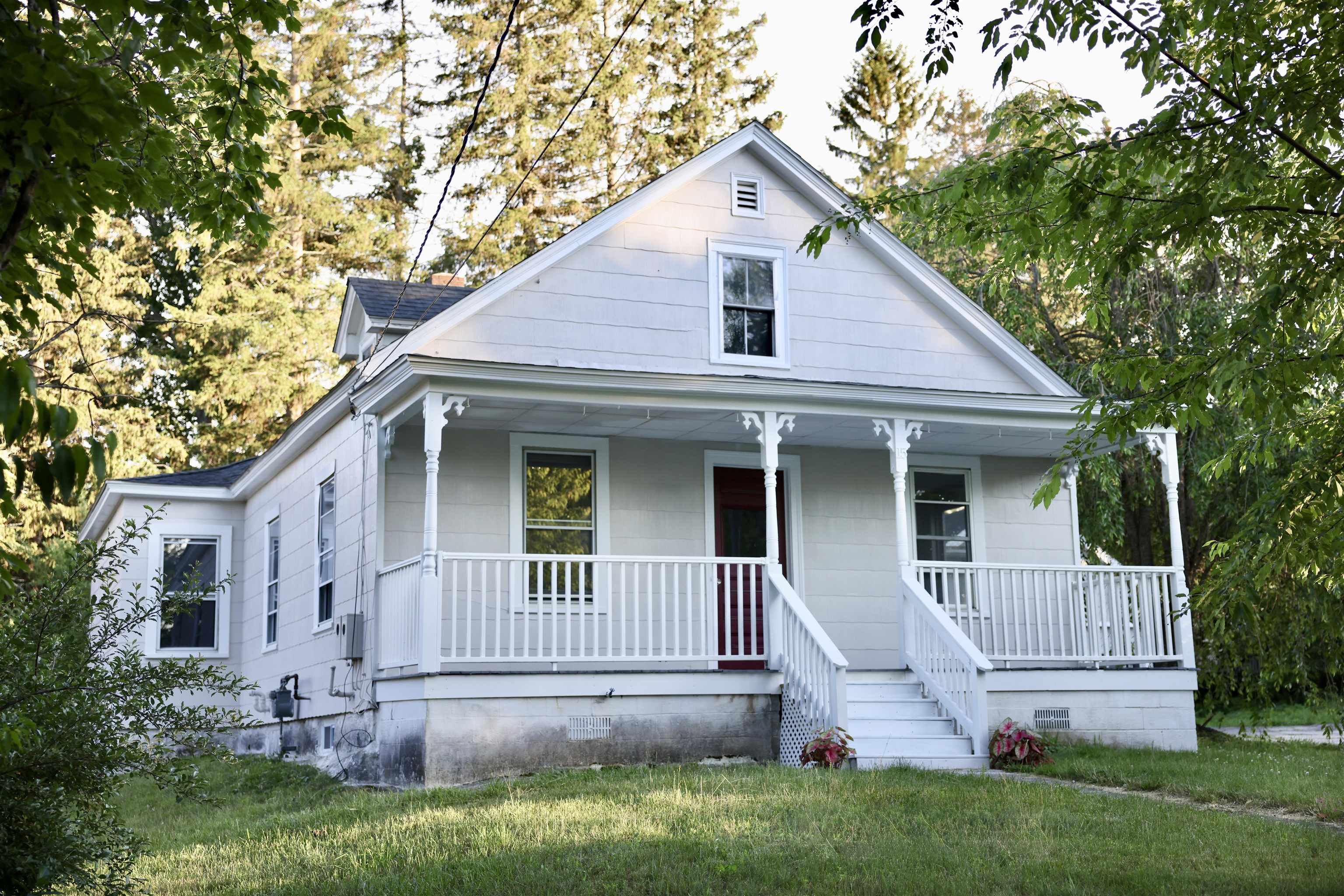 15 Warren Avenue Property Photo 1