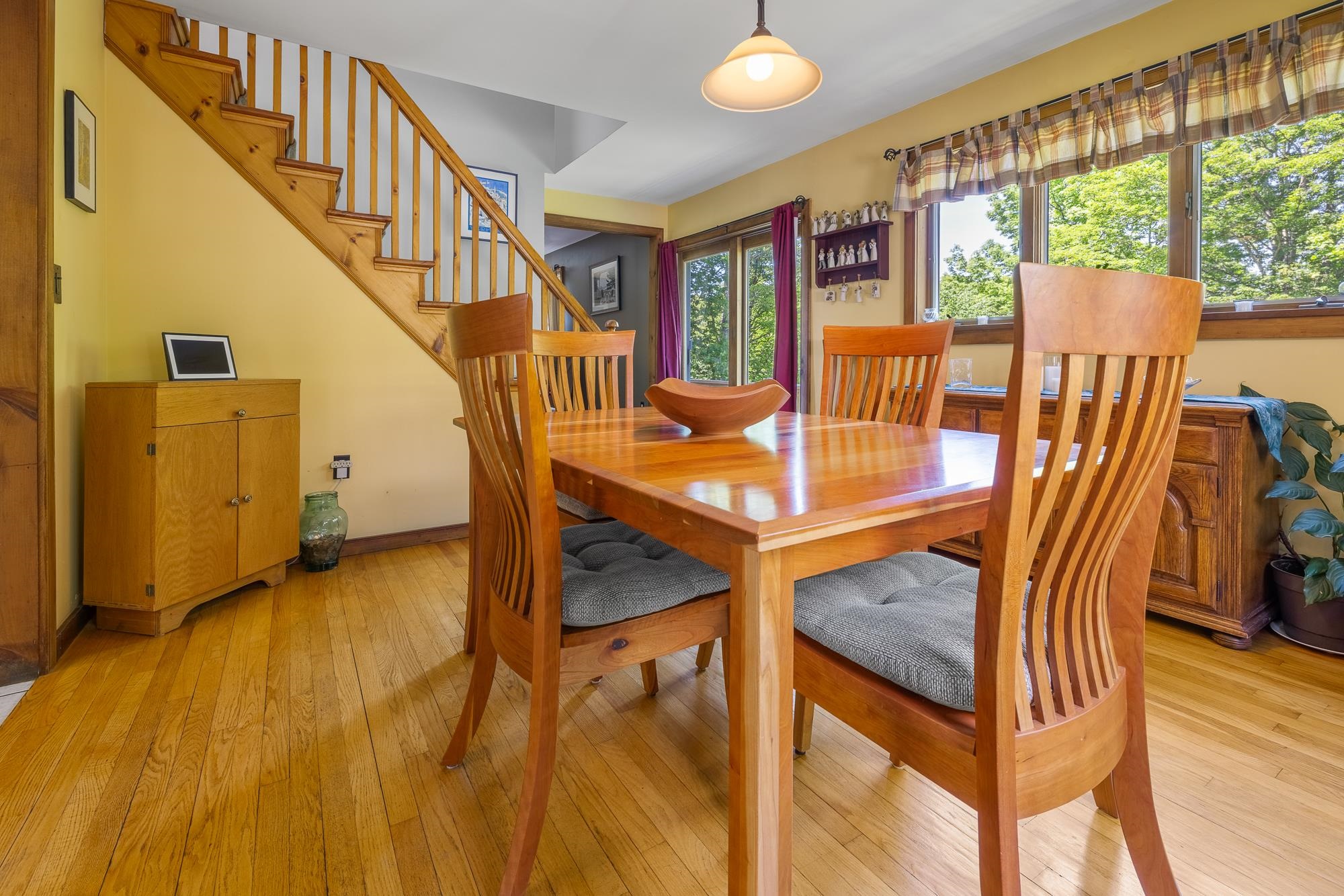530 West Road Property Photo 3
