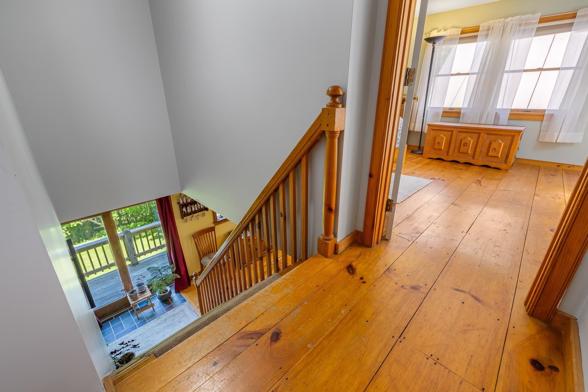 530 West Road Property Photo 7