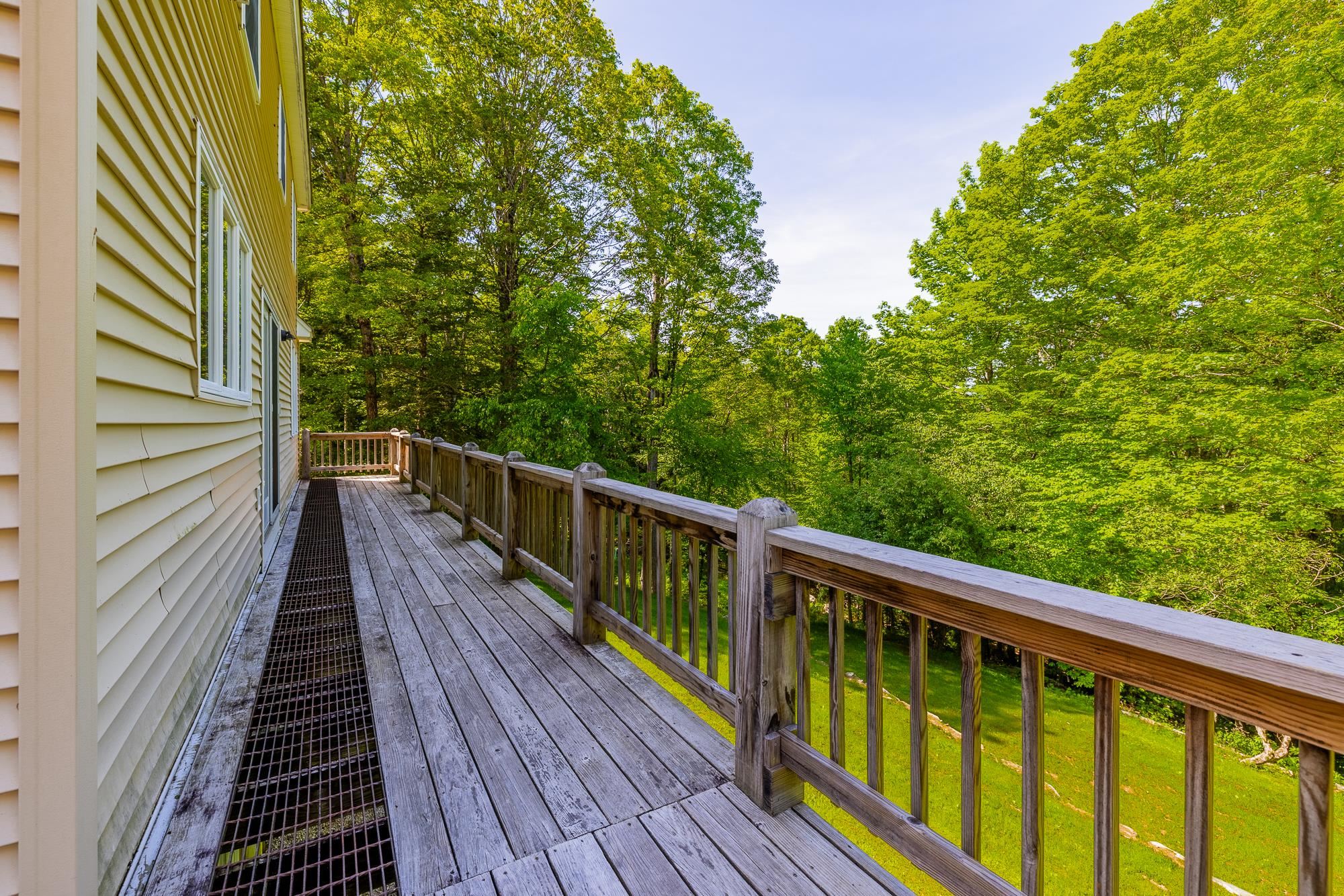 530 West Road Property Photo 18