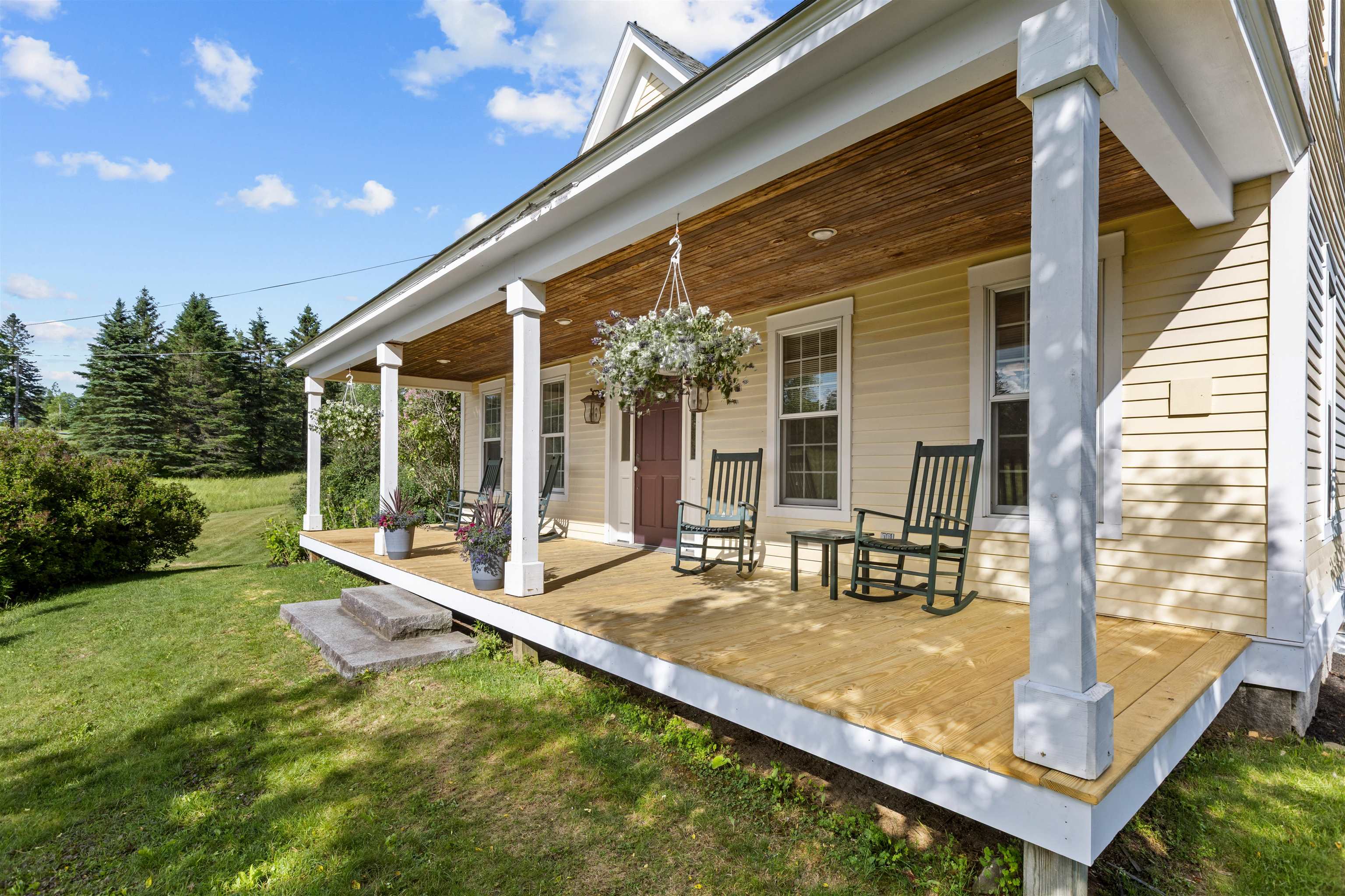 884 Darling Hill Road Property Photo 7