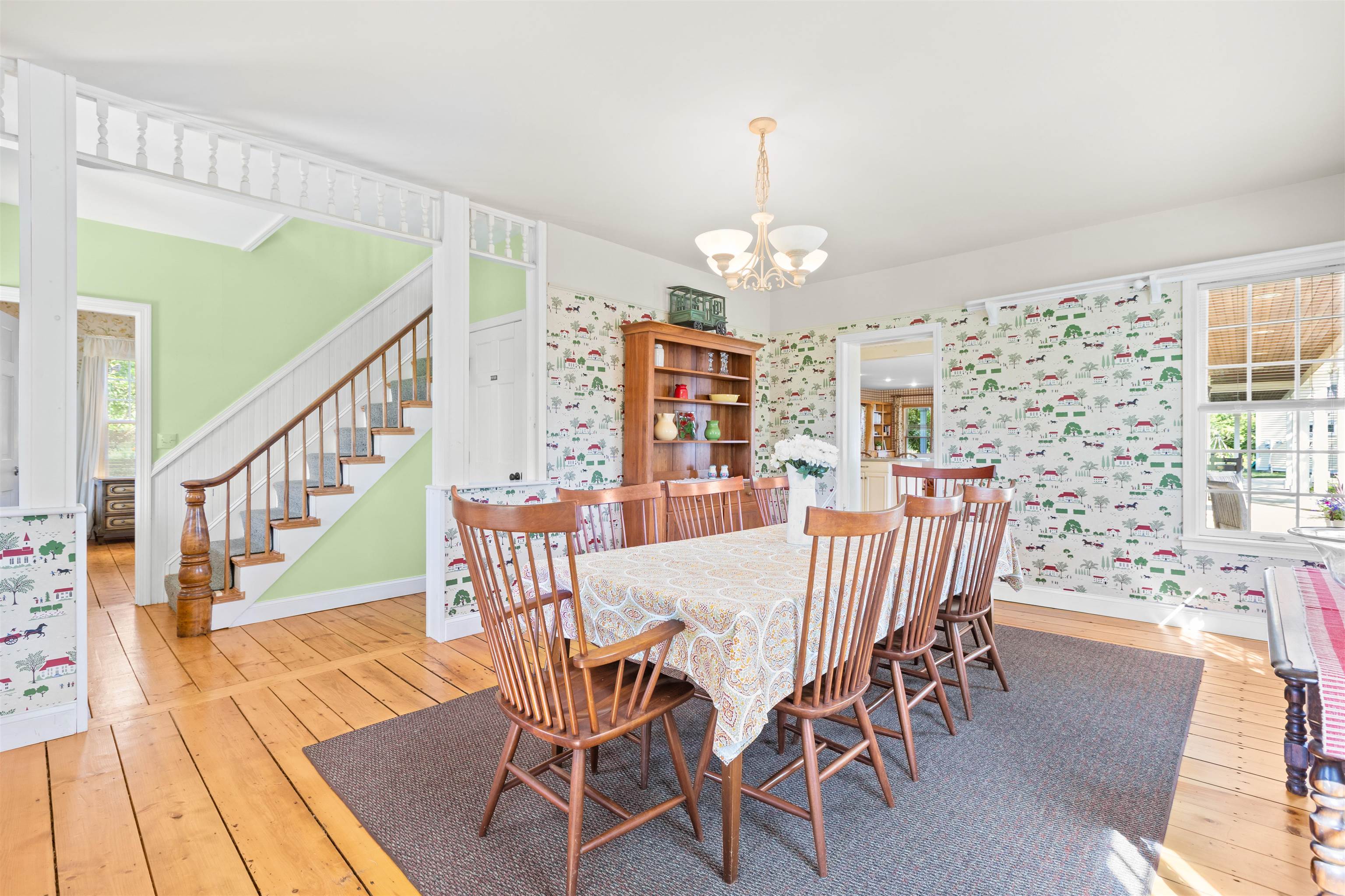 884 Darling Hill Road Property Photo 23