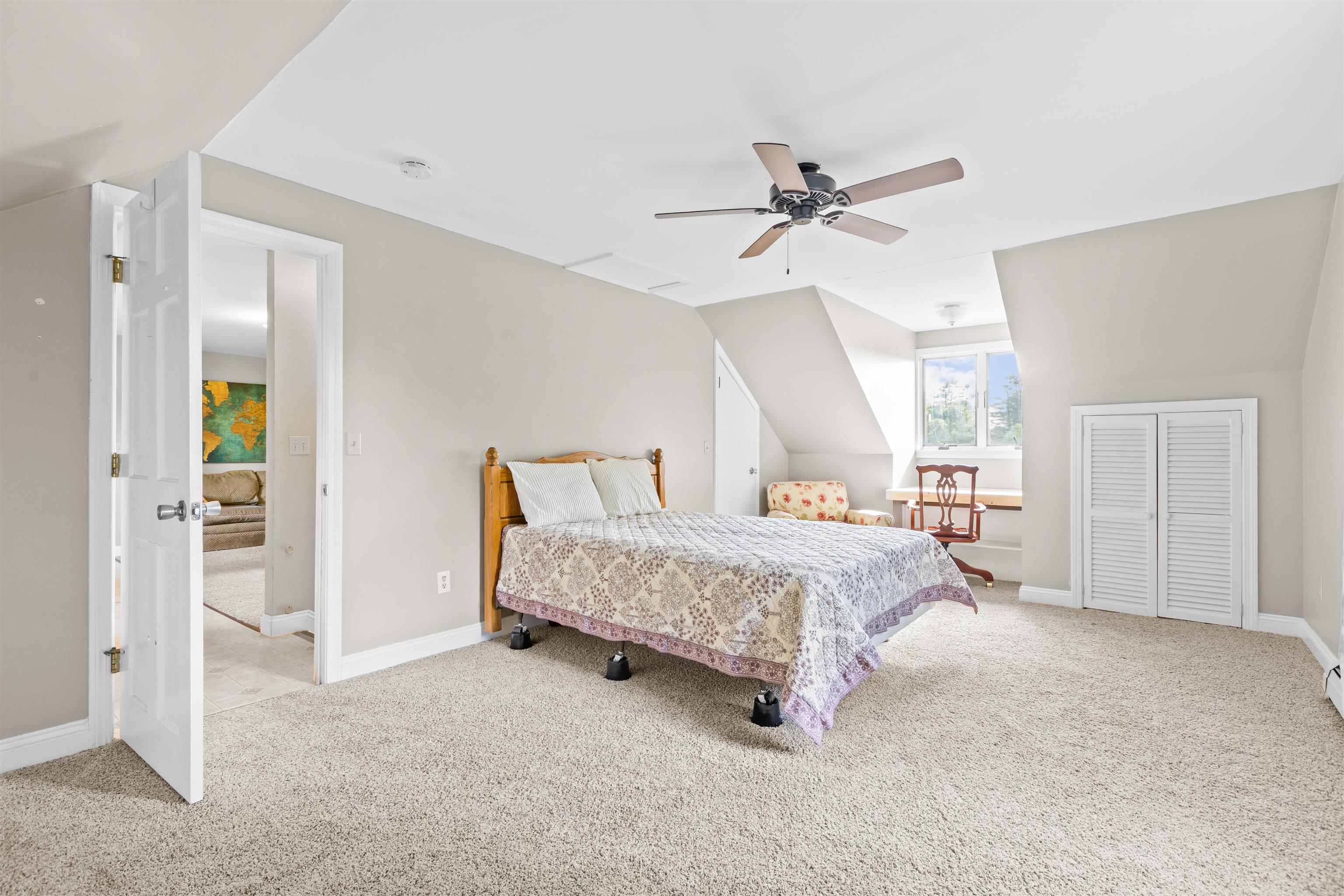 884 Darling Hill Road Property Photo 40