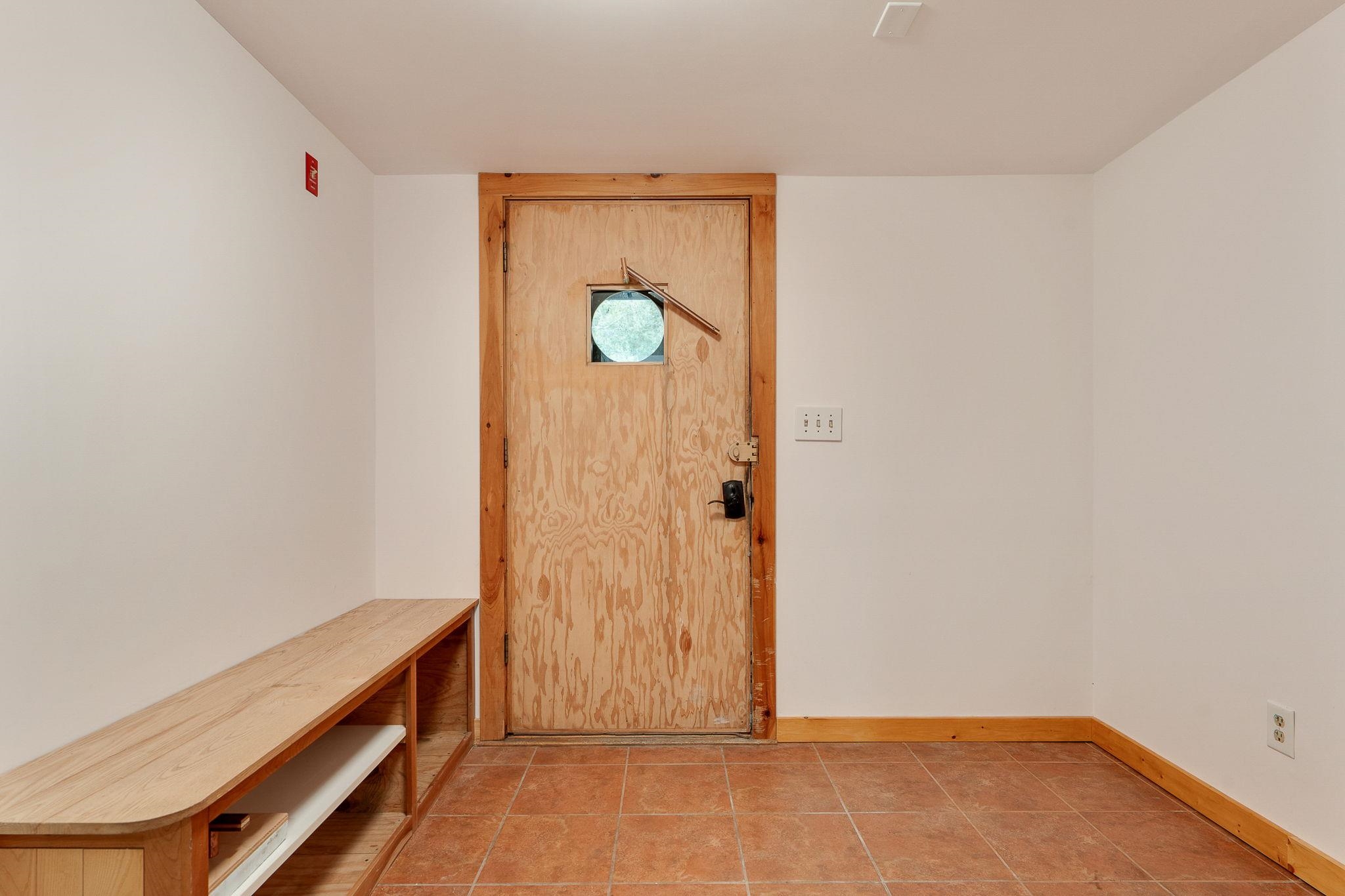 614 Gray Road Property Photo 4
