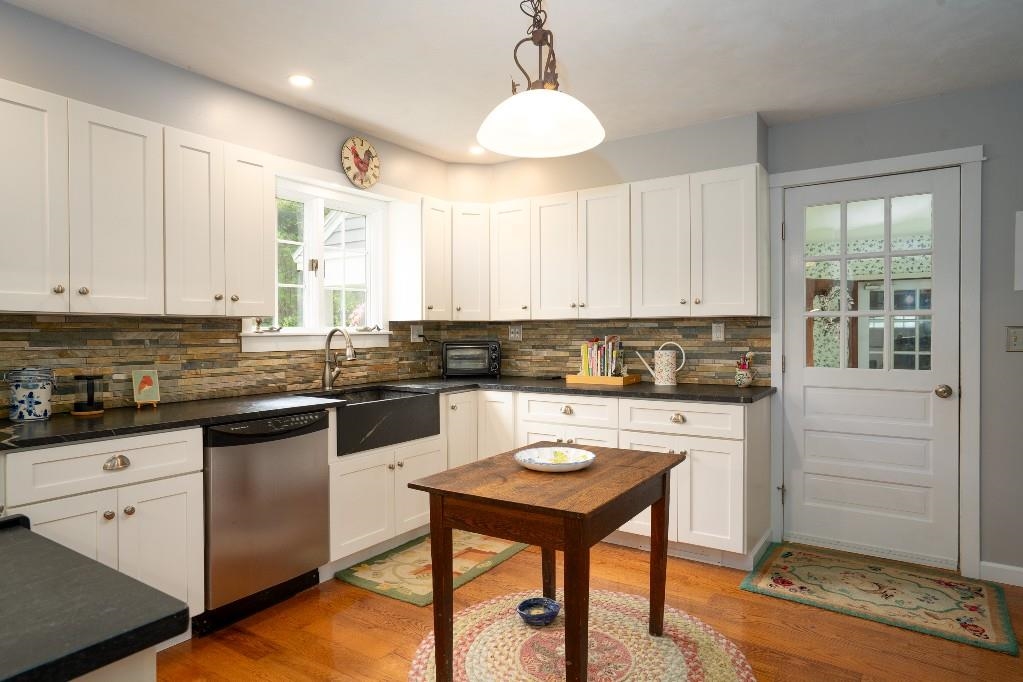 2436 Mad Tom Road Property Photo 5