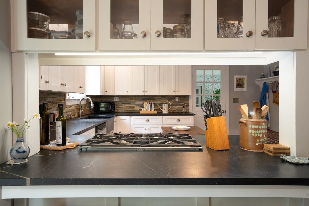2436 Mad Tom Road Property Photo 6
