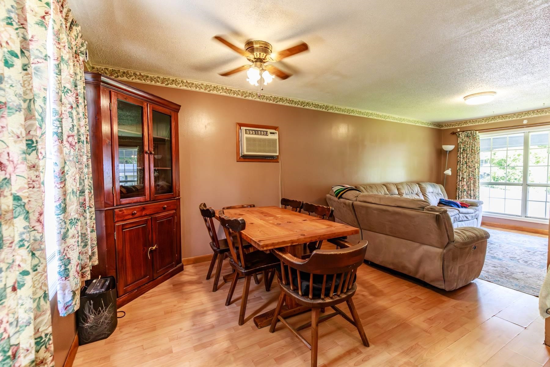 48 Carriage Hill Road Property Photo 6