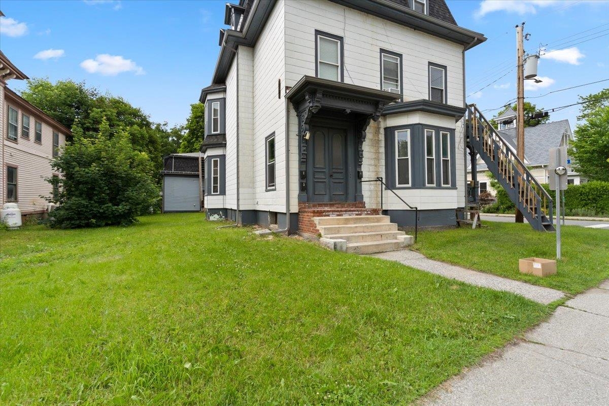 254 Elm Street Property Photo 5