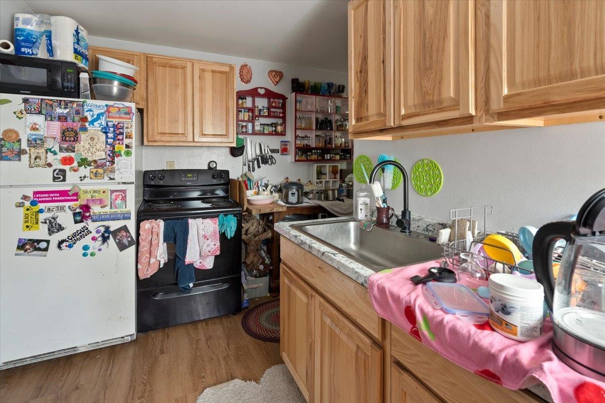 254 Elm Street Property Photo 18