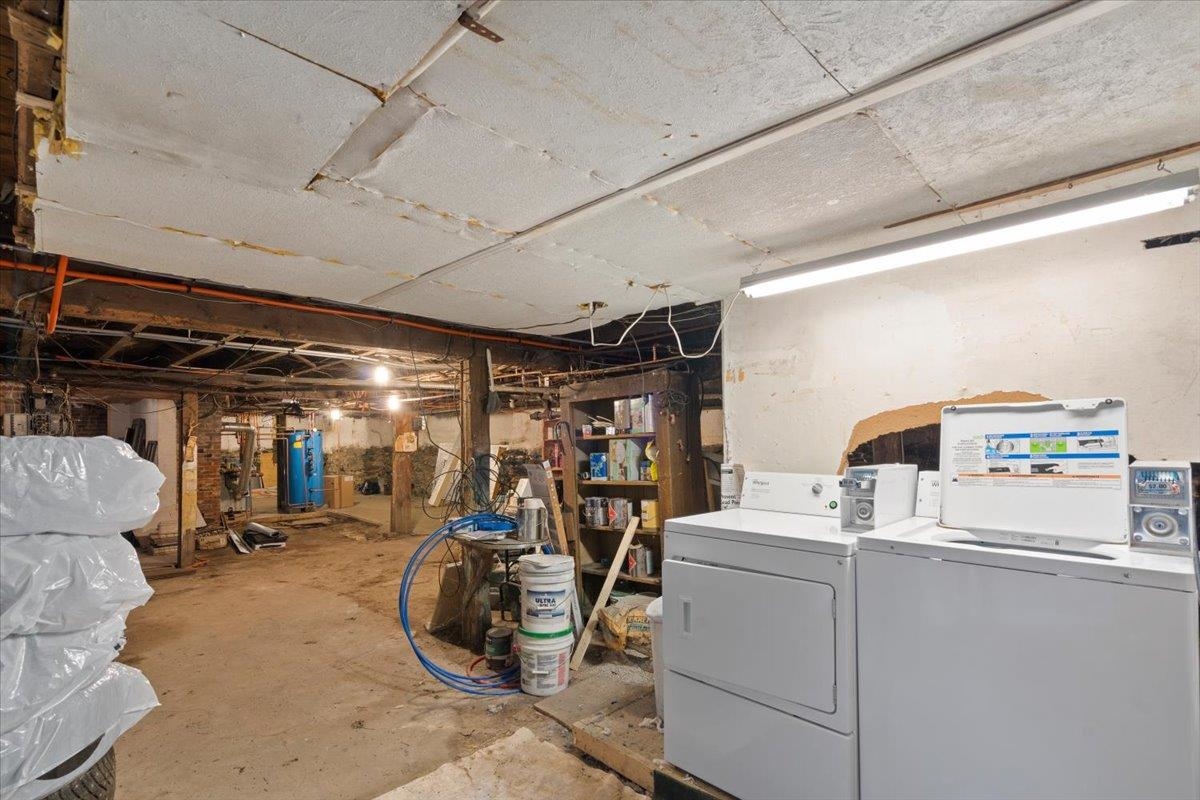 254 Elm Street Property Photo 29