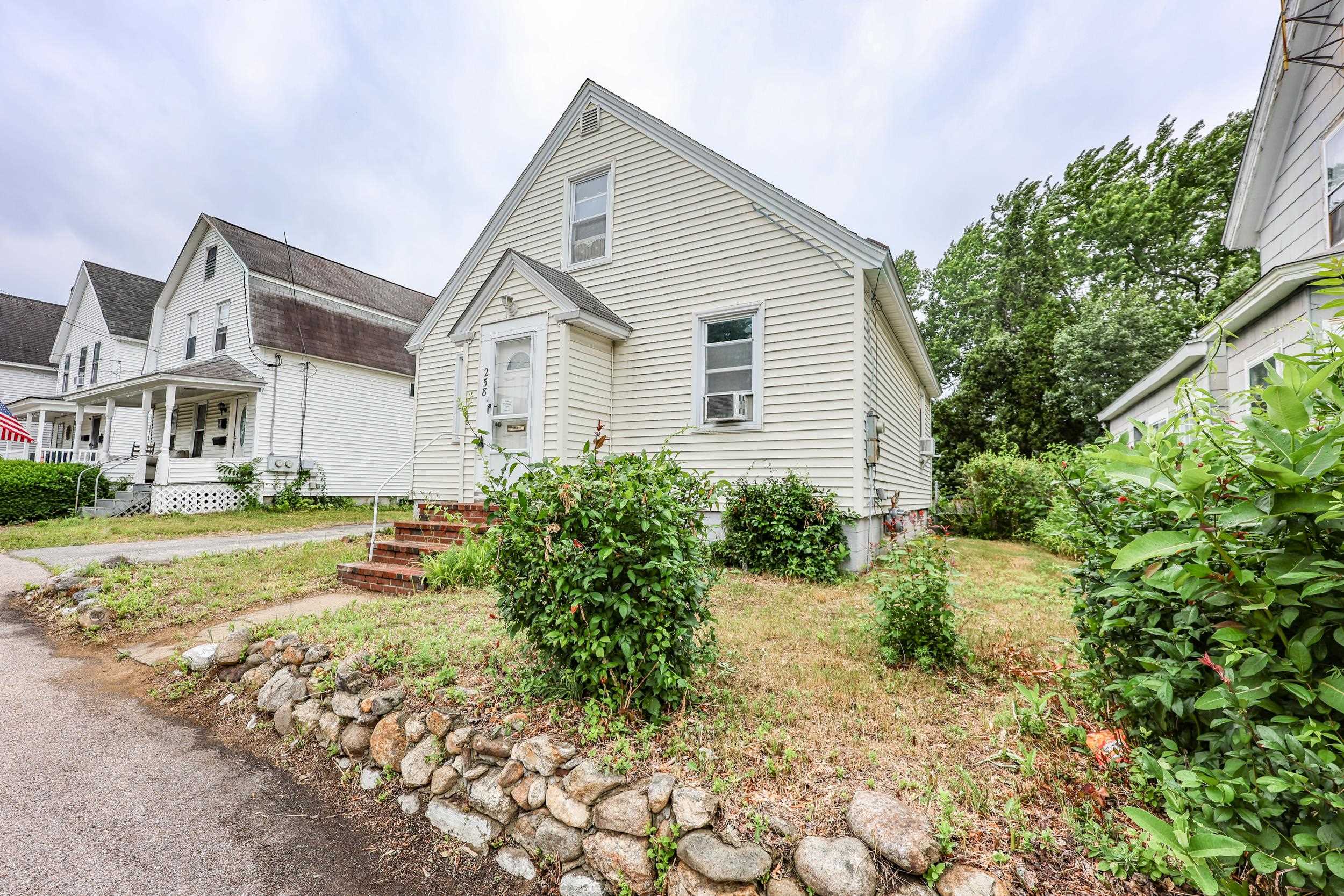 258 Belmont Street Property Photo 1