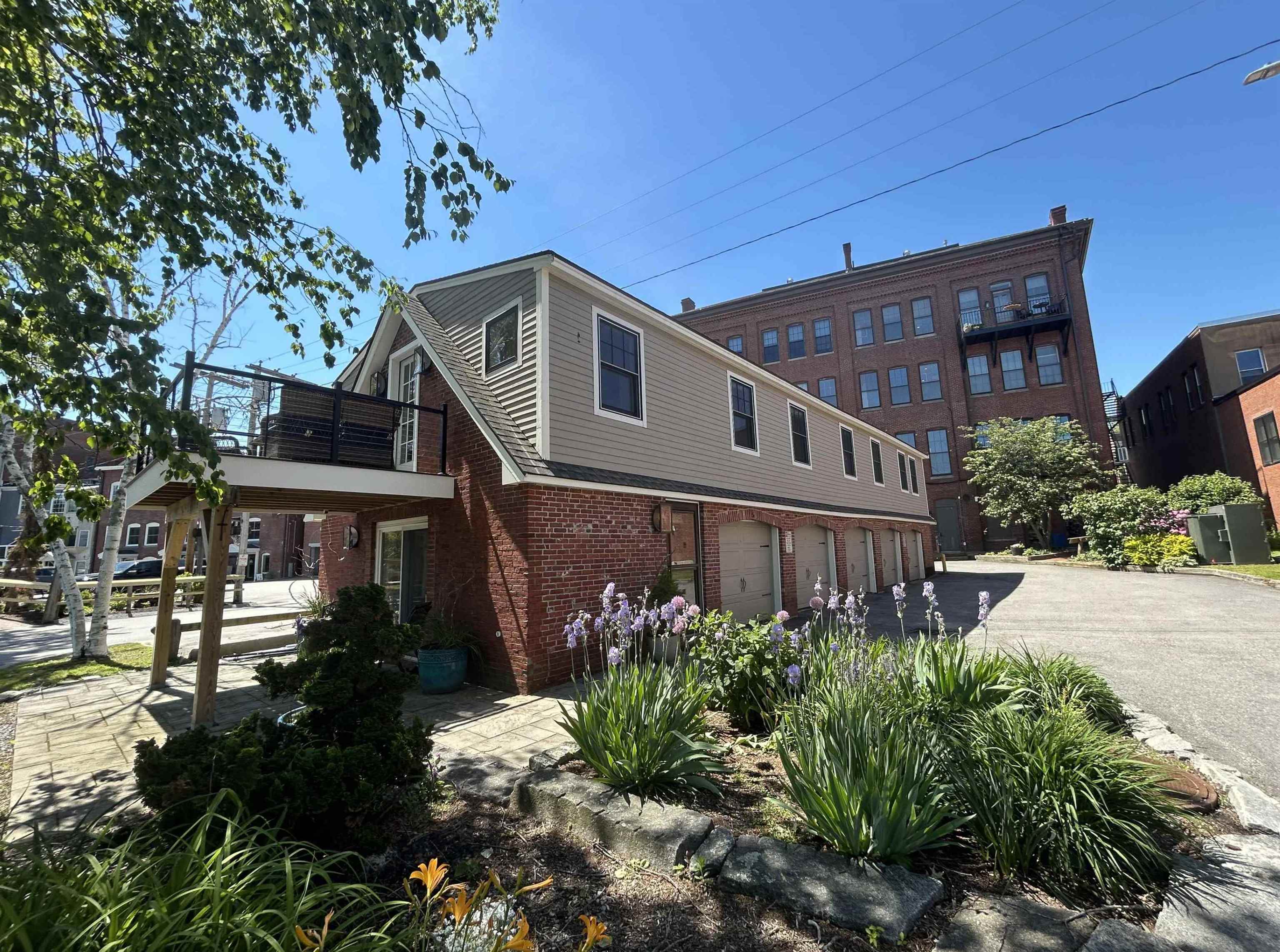 163R Water Street Property Photo 1