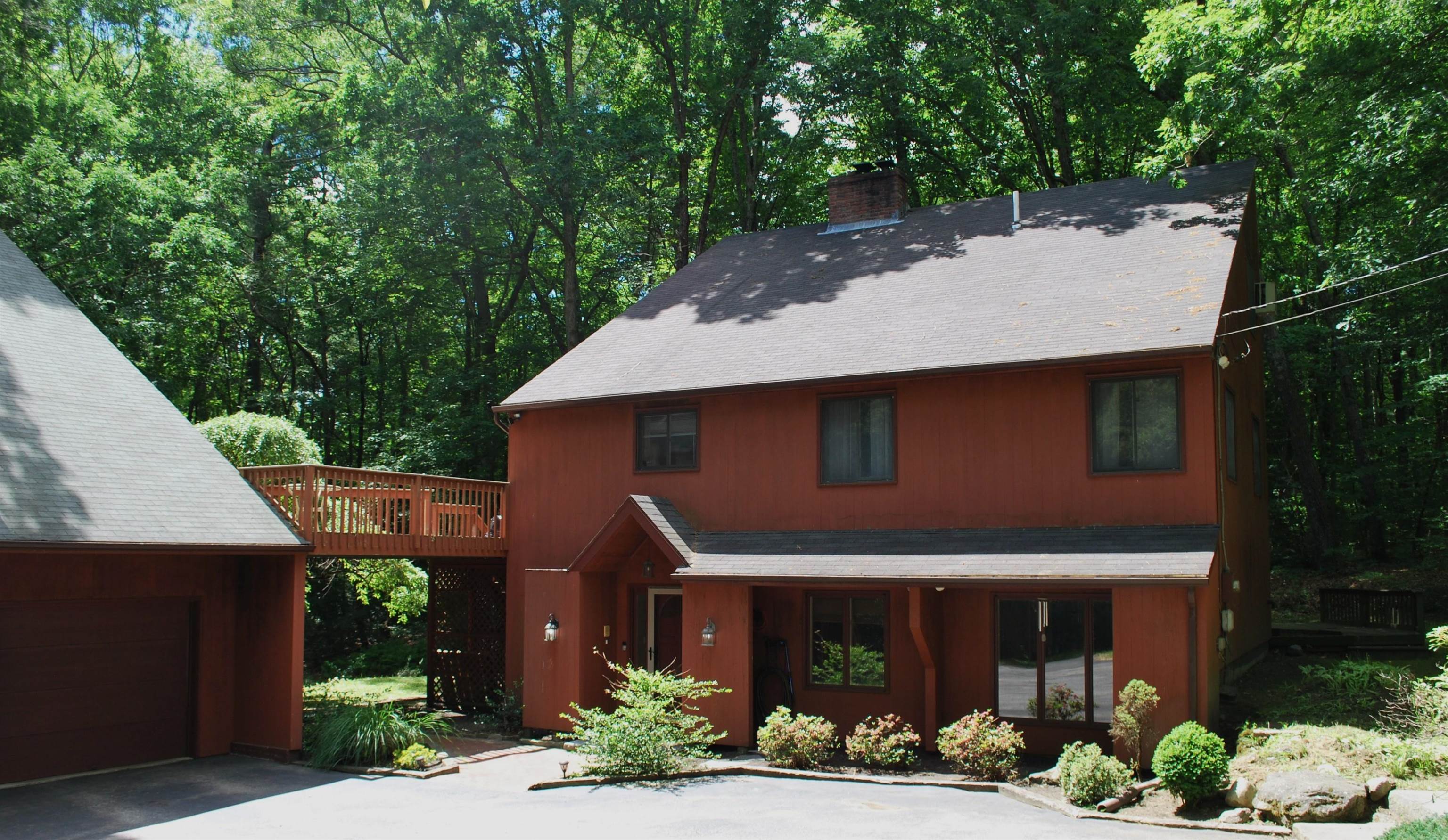 43 Camelot Drive Property Photo 1