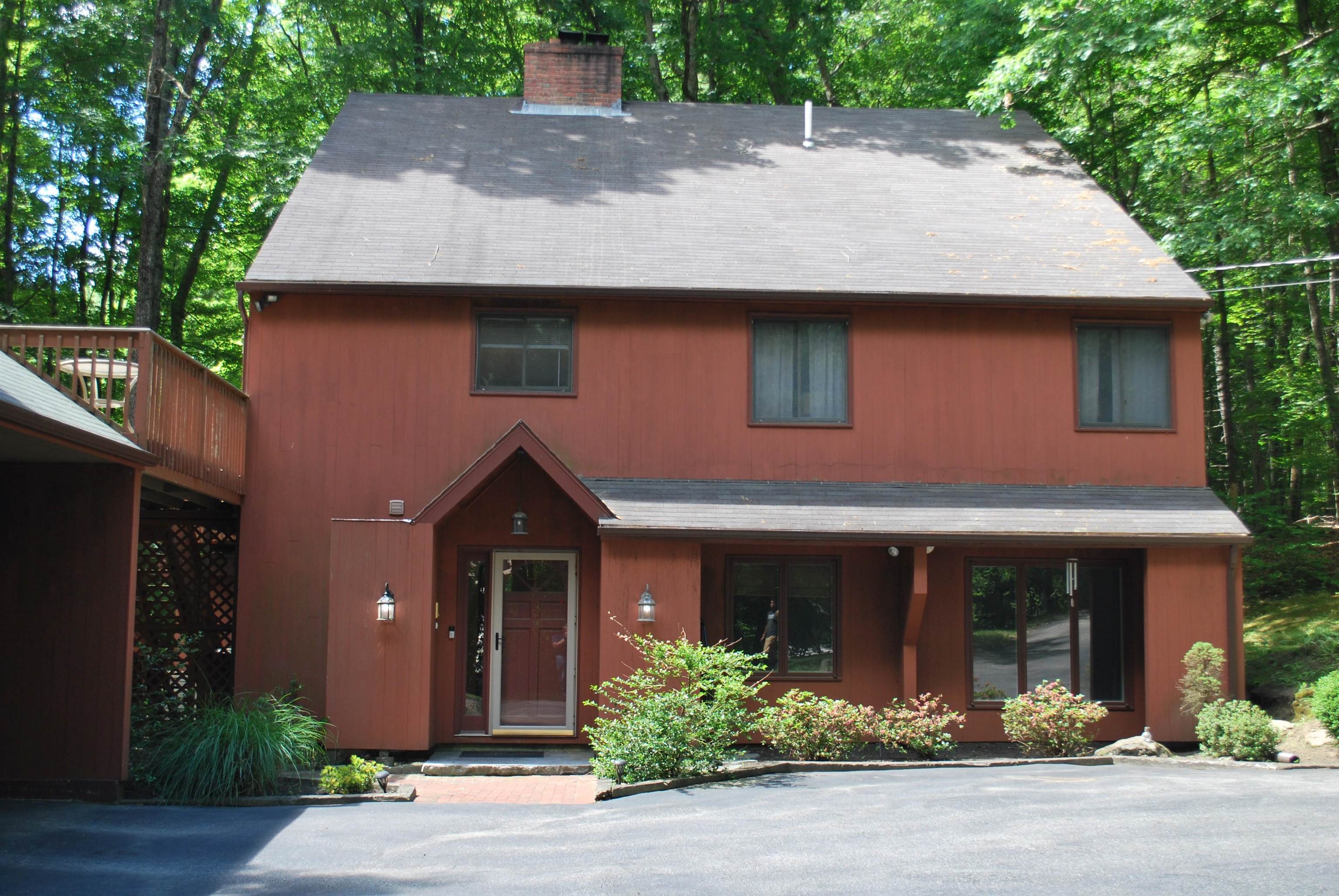 43 Camelot Drive Property Photo 2