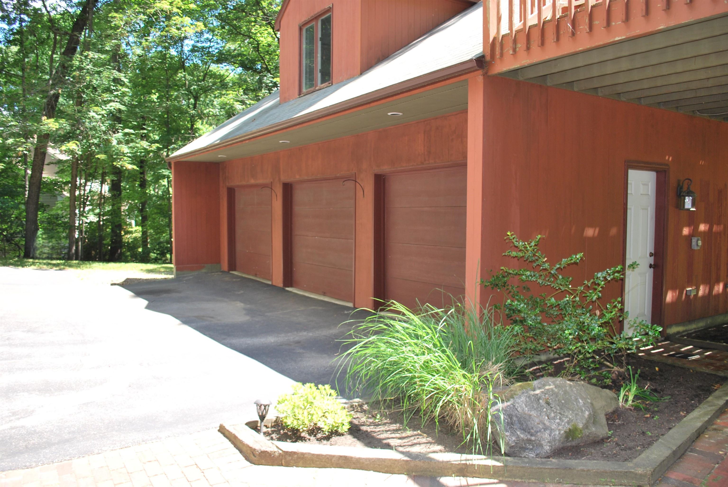 43 Camelot Drive Property Photo 4