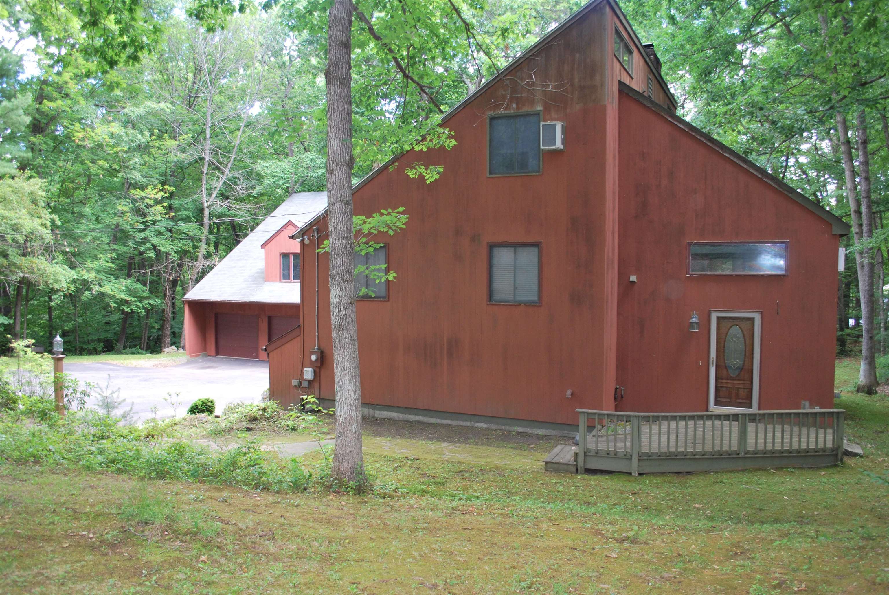 43 Camelot Drive Property Photo 6