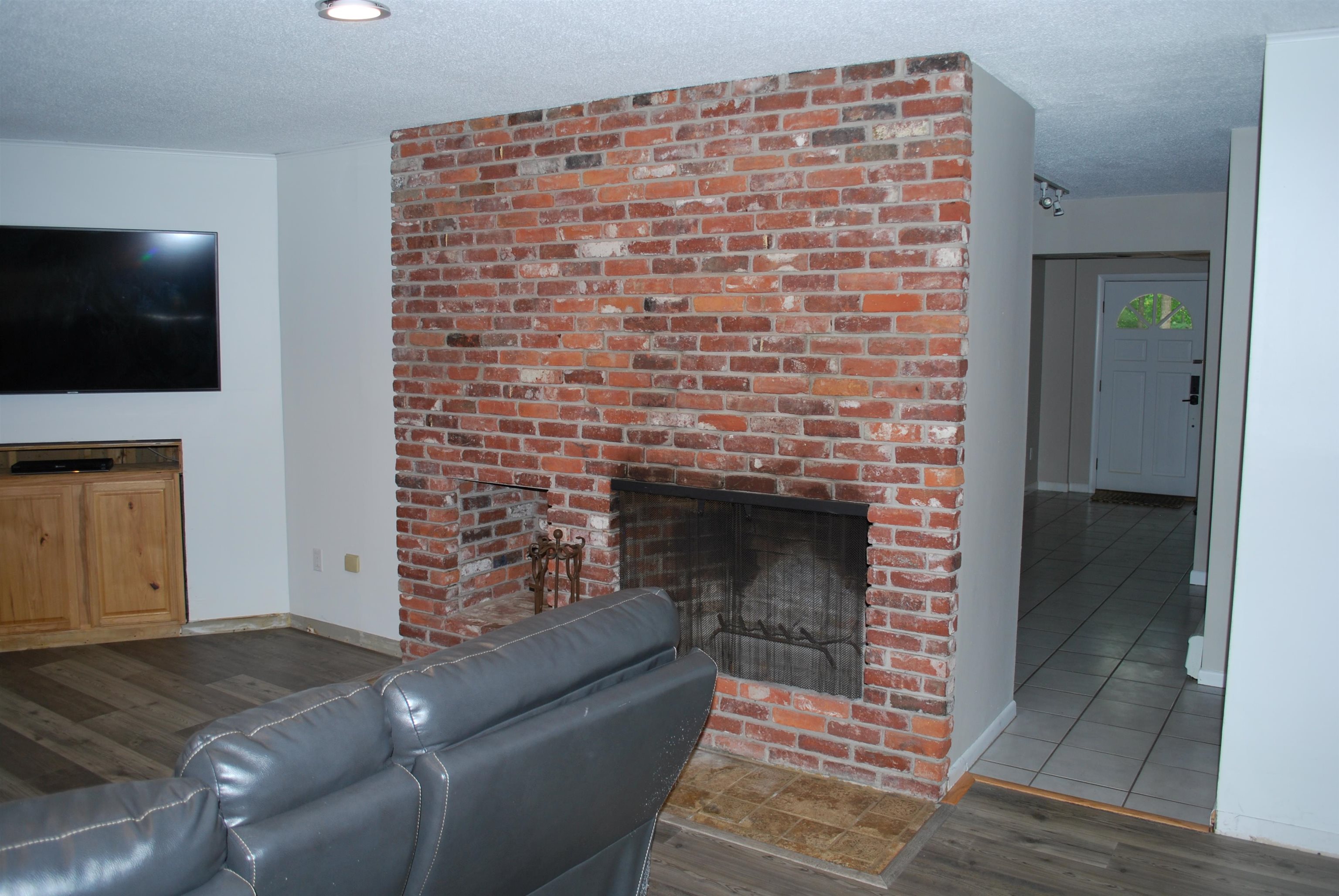 43 Camelot Drive Property Photo 24