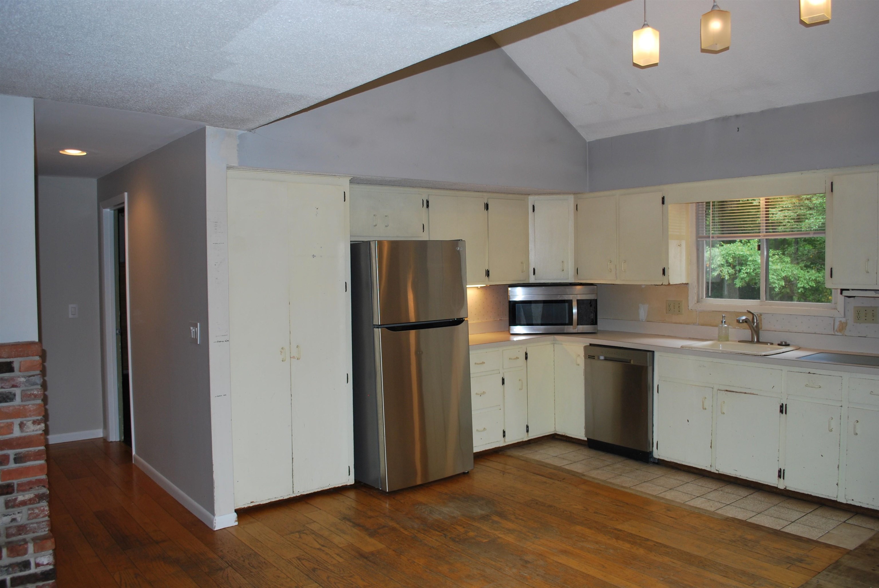 43 Camelot Drive Property Photo 27