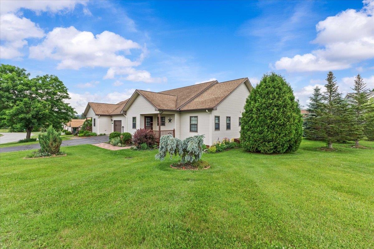 55 Jersey Way Property Photo 1