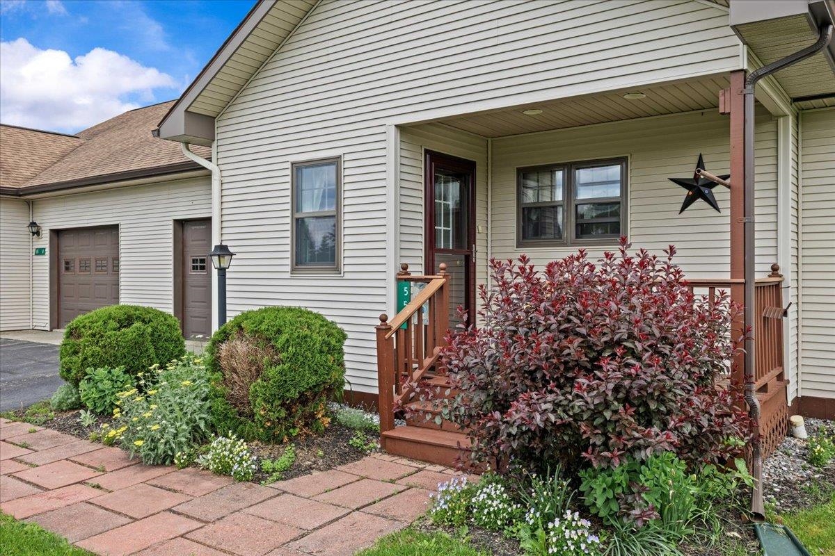 55 Jersey Way Property Photo 7