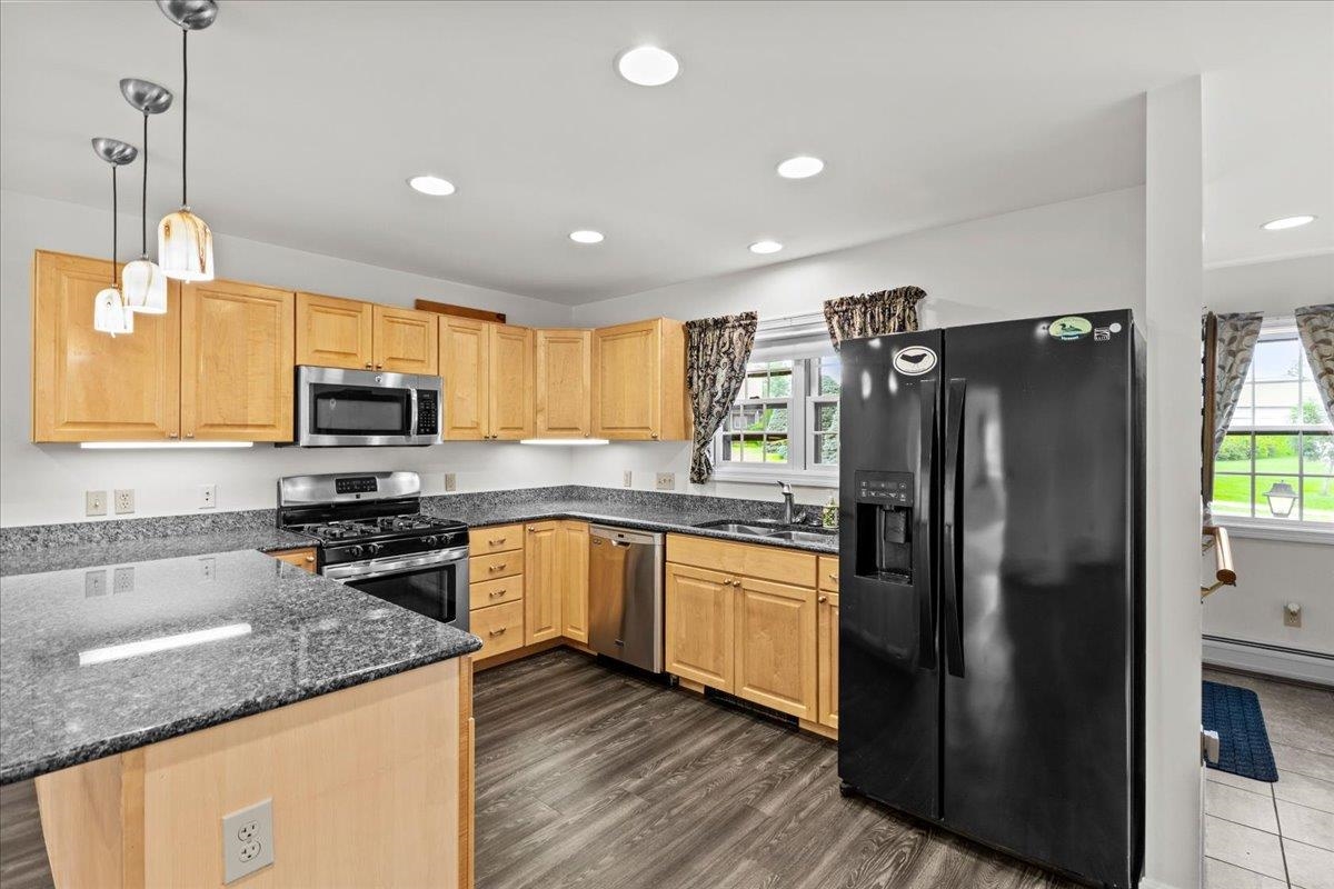 55 Jersey Way Property Photo 14
