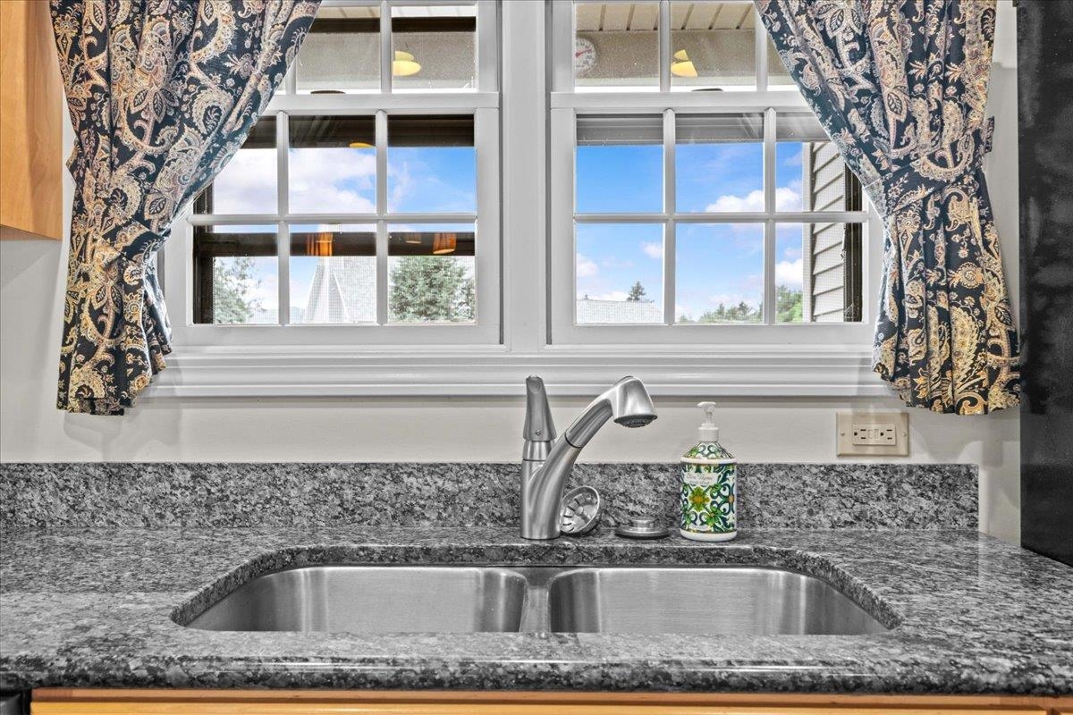 55 Jersey Way Property Photo 17