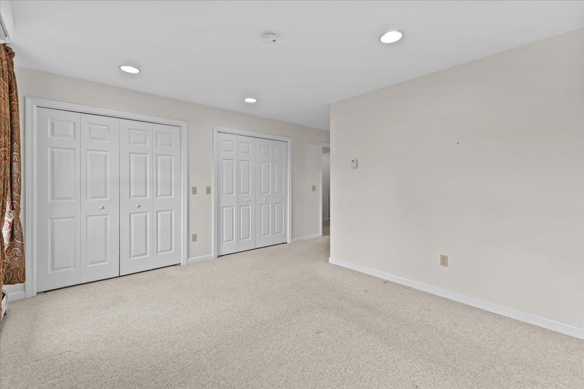 55 Jersey Way Property Photo 31