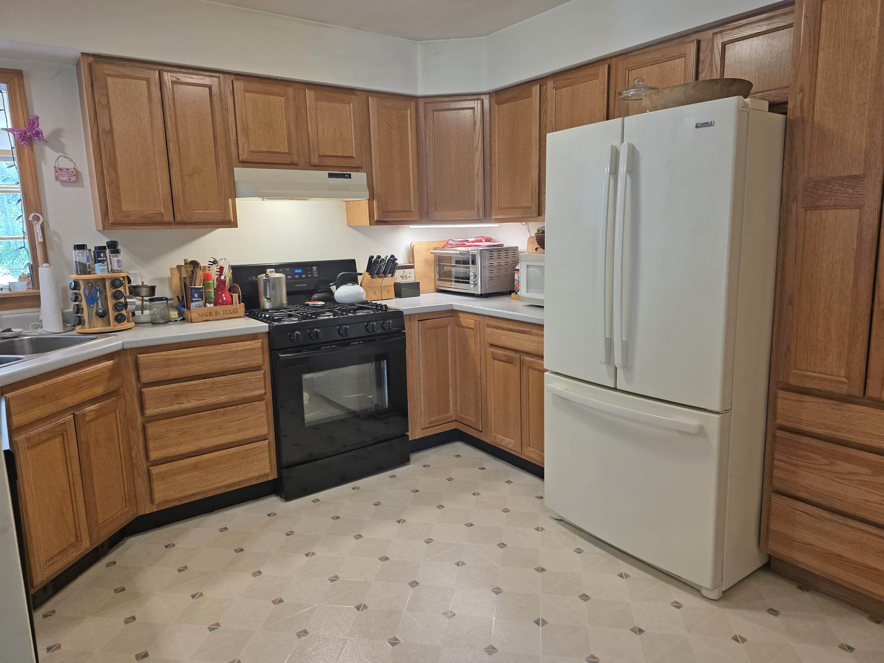 439 Dover Road Property Photo 12