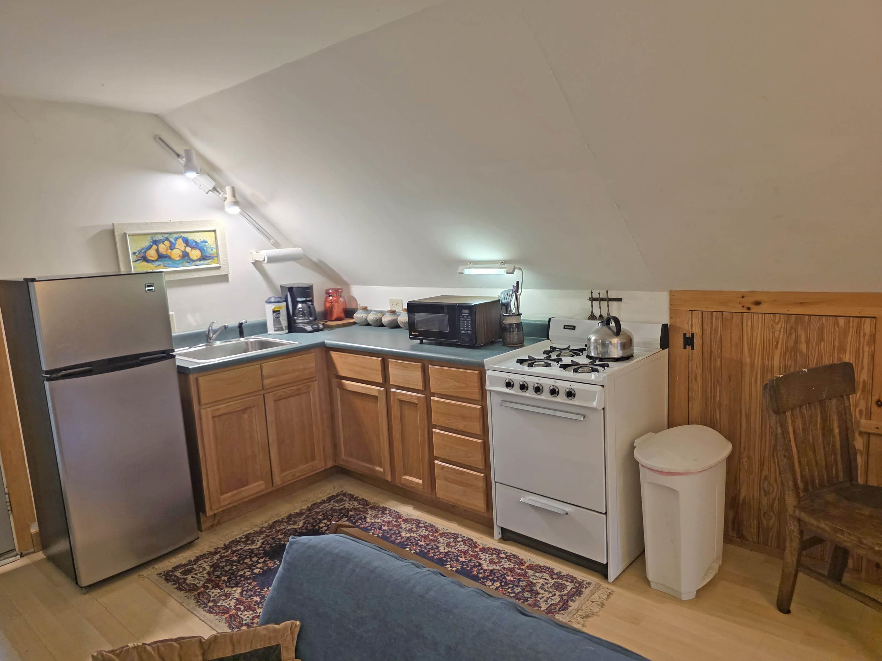 439 Dover Road Property Photo 28