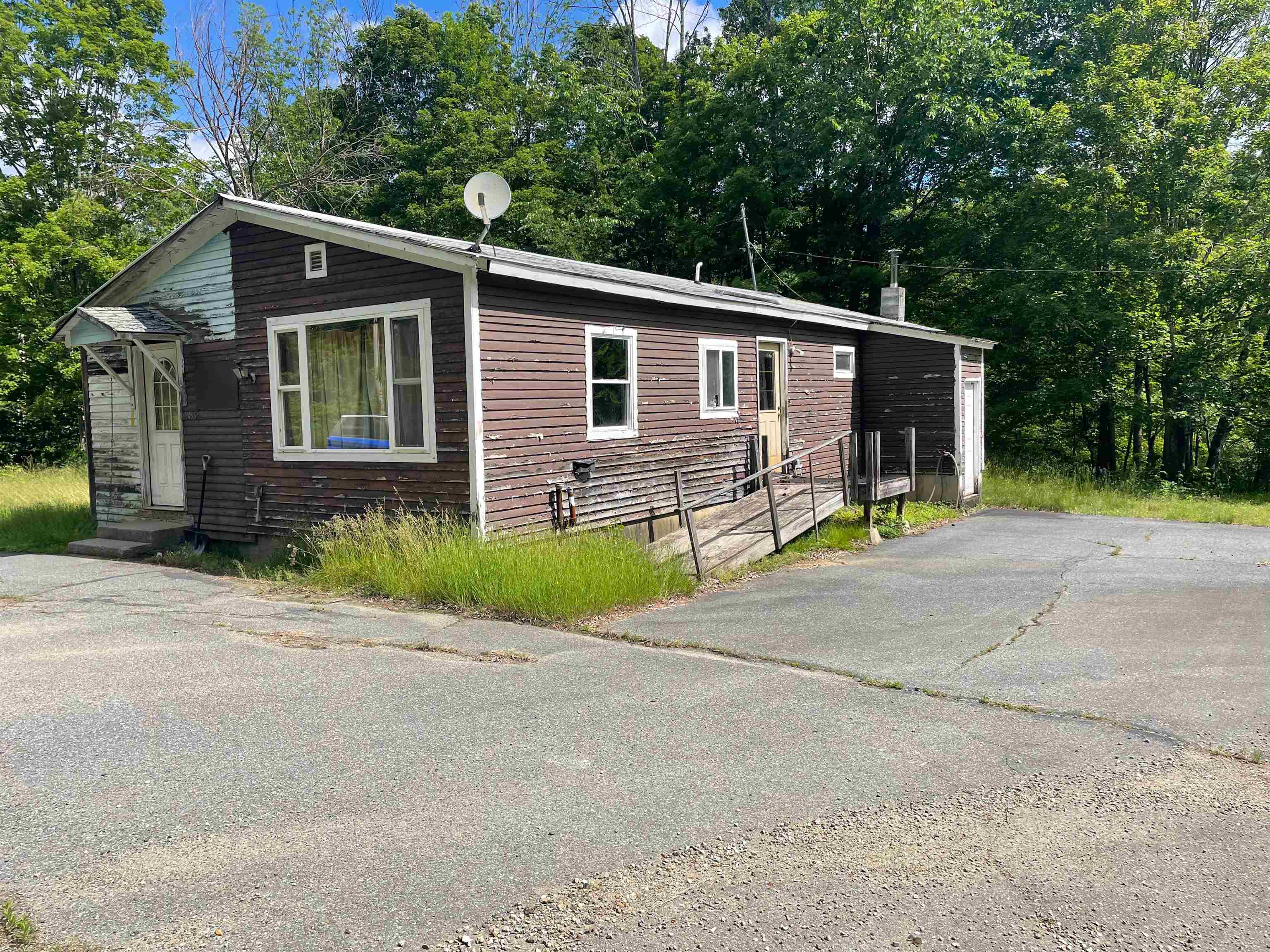 466 Estey Lane Property Photo 1