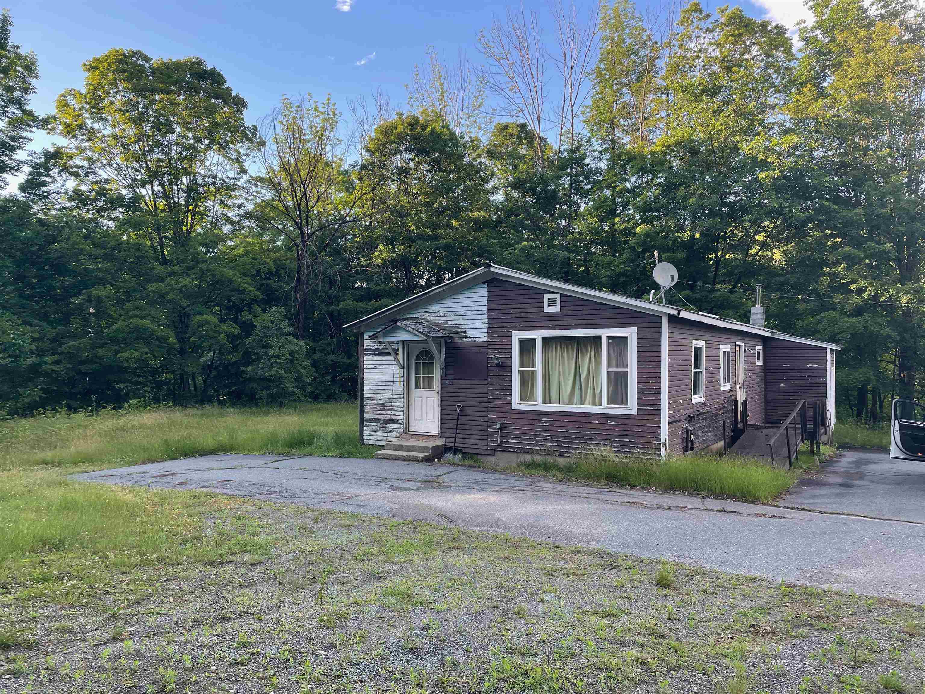 466 Estey Lane Property Photo 2