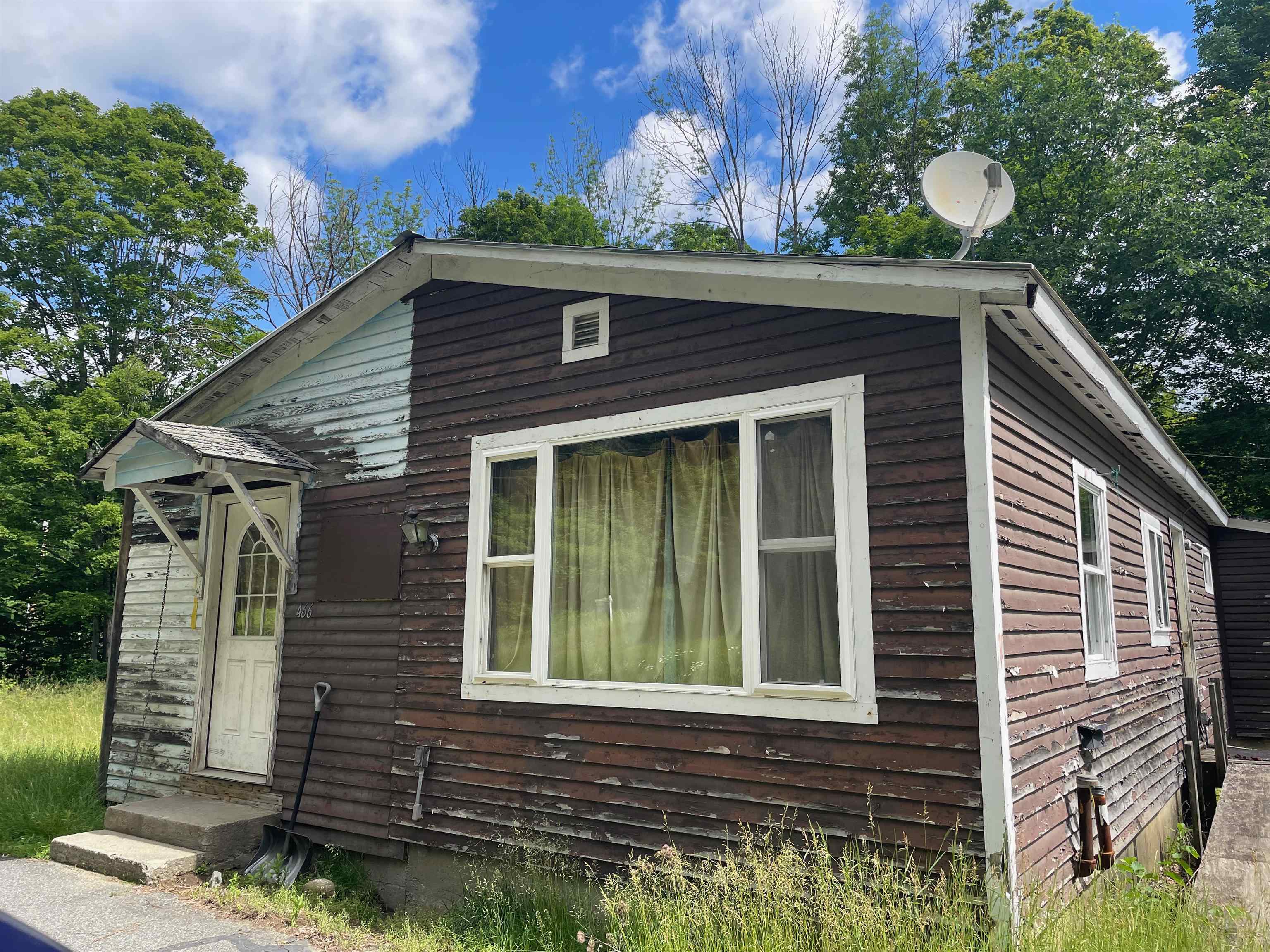 466 Estey Lane Property Photo 3